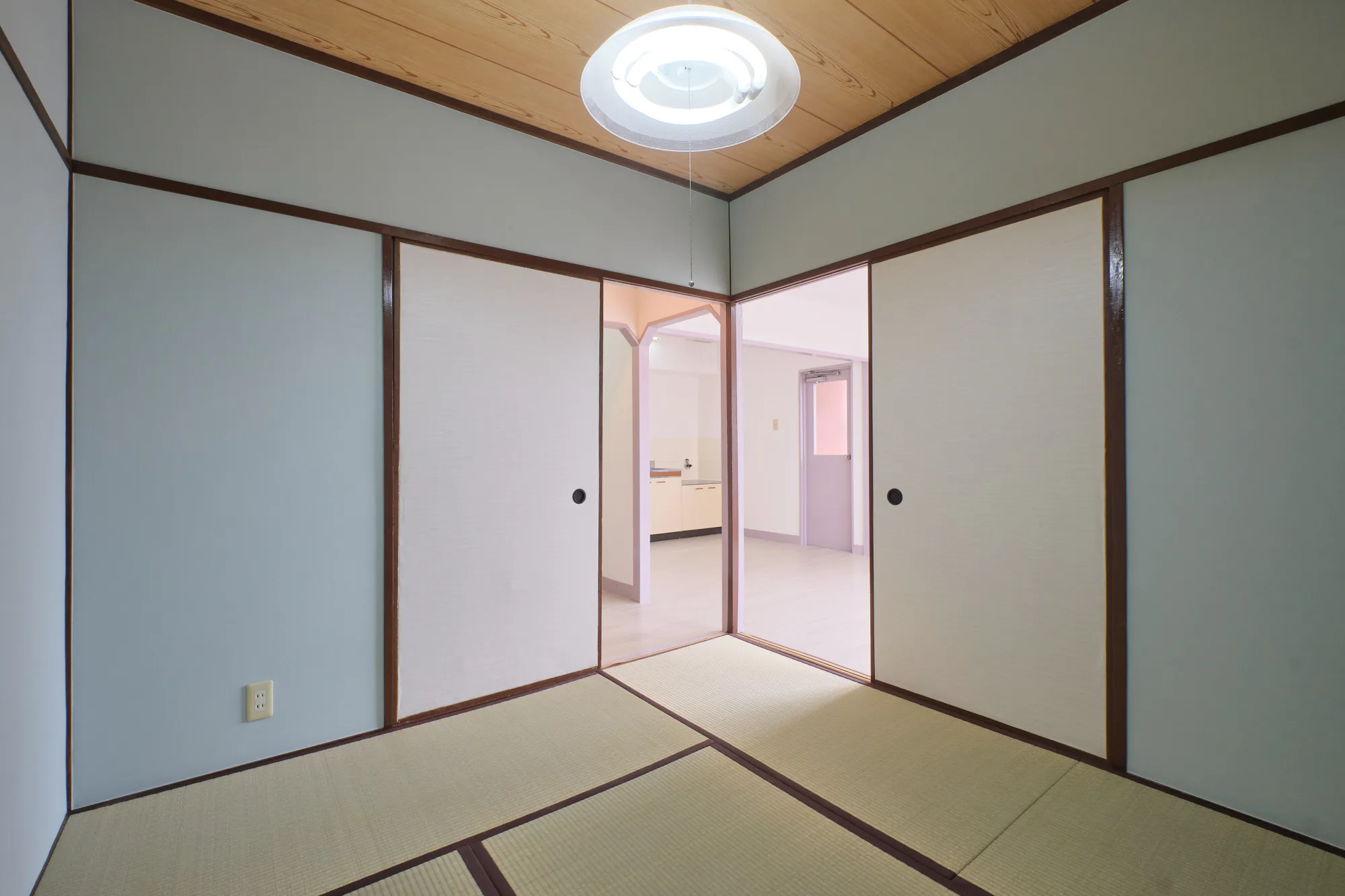 フロントフィールド長居東：706：和室