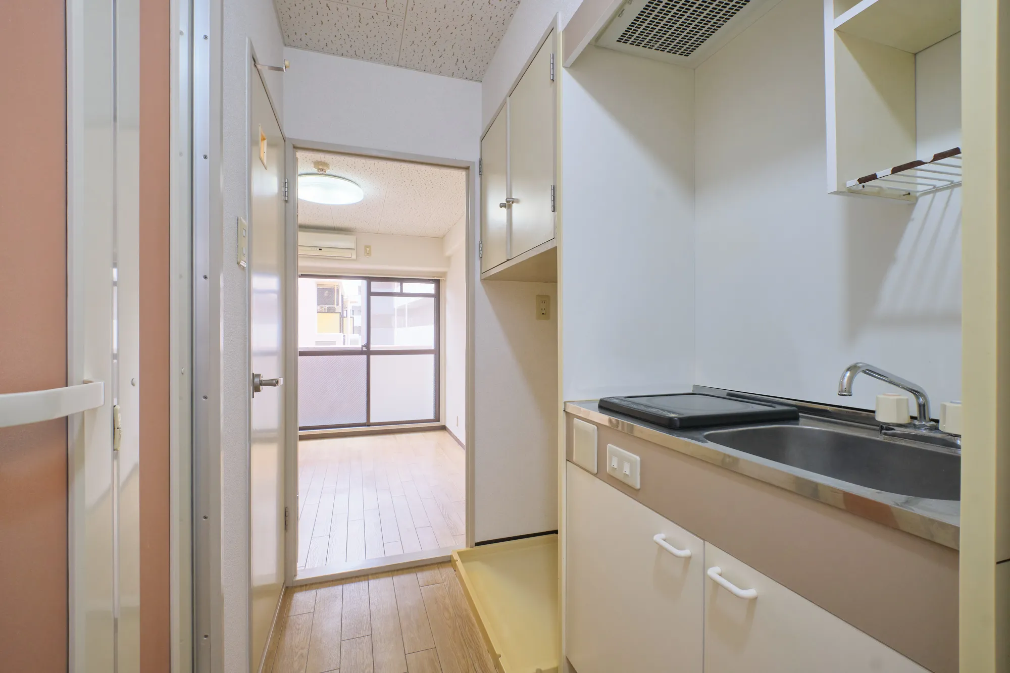 ラ・ペンテ：キッチン