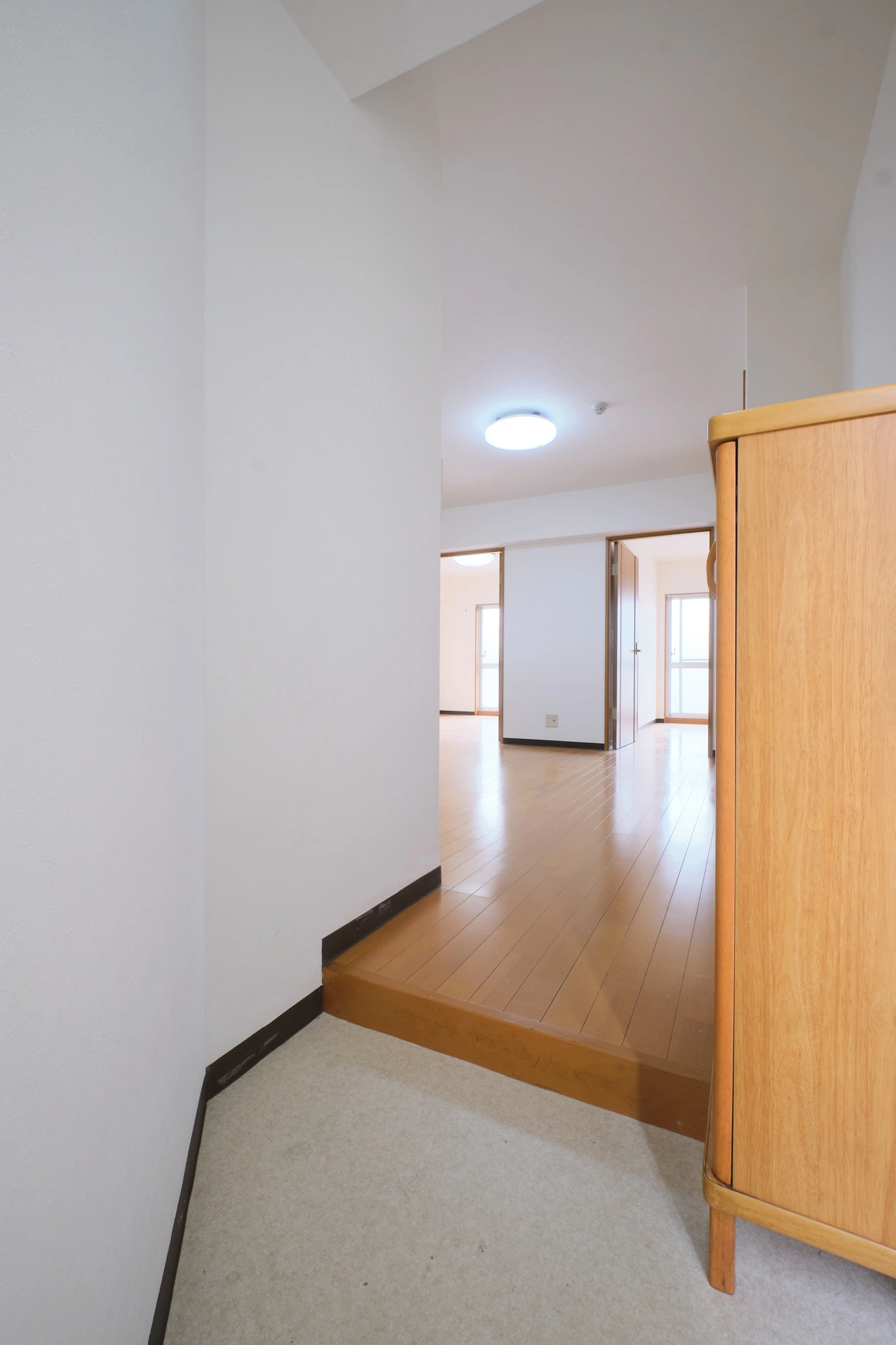 ニューフジマンション：玄関