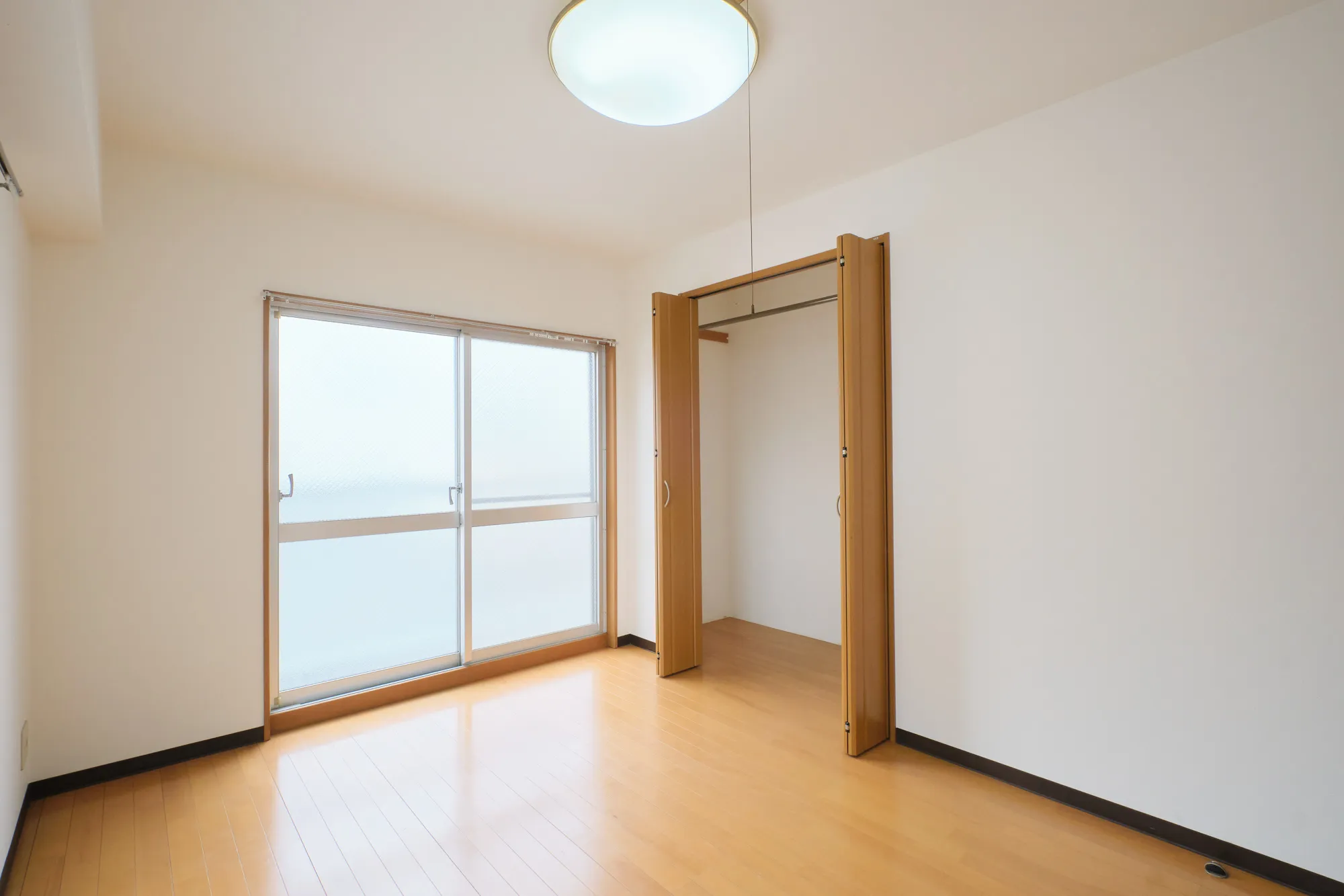 ニューフジマンション：洋室