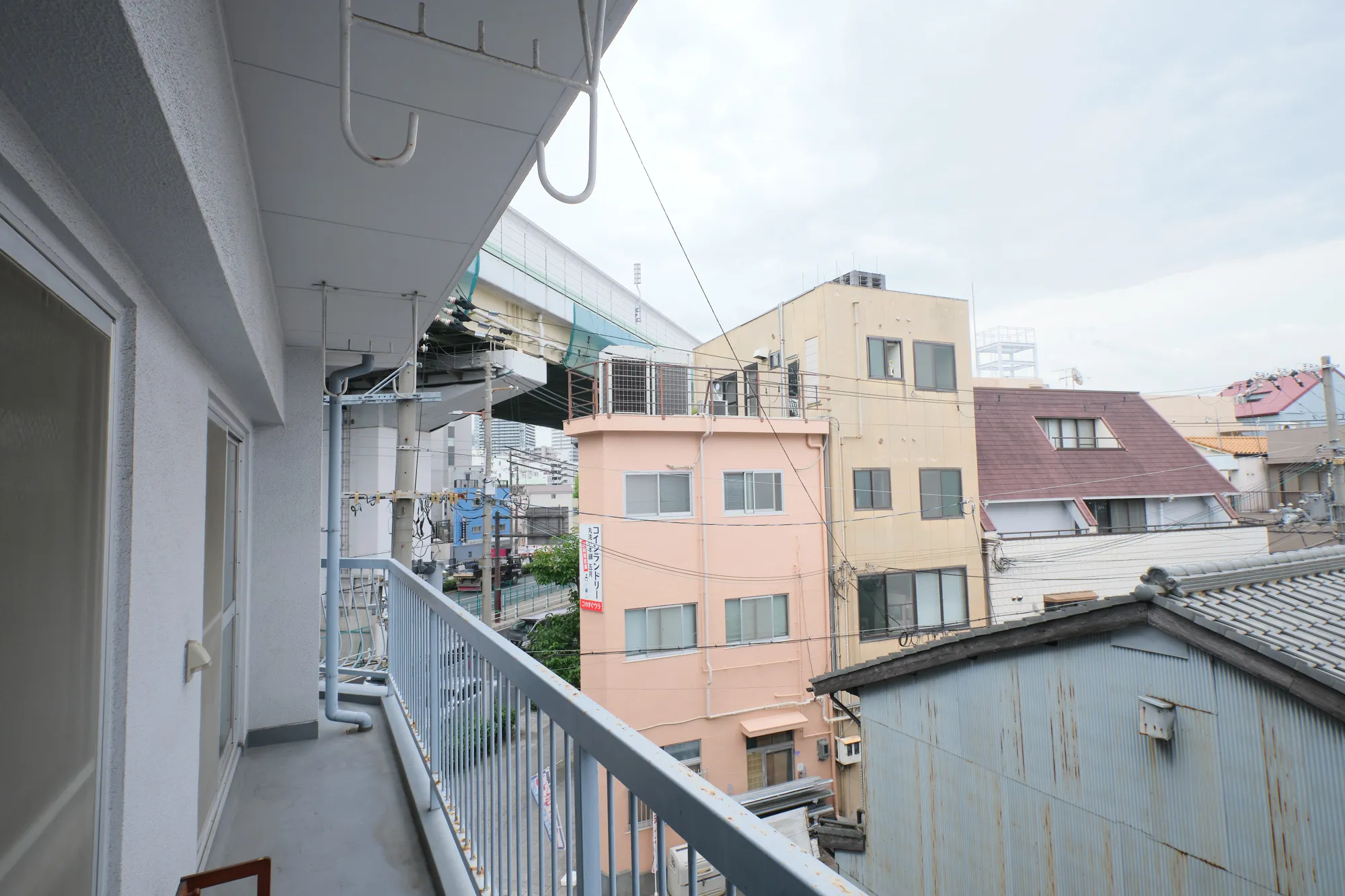 ニューフジマンション：バルコニー