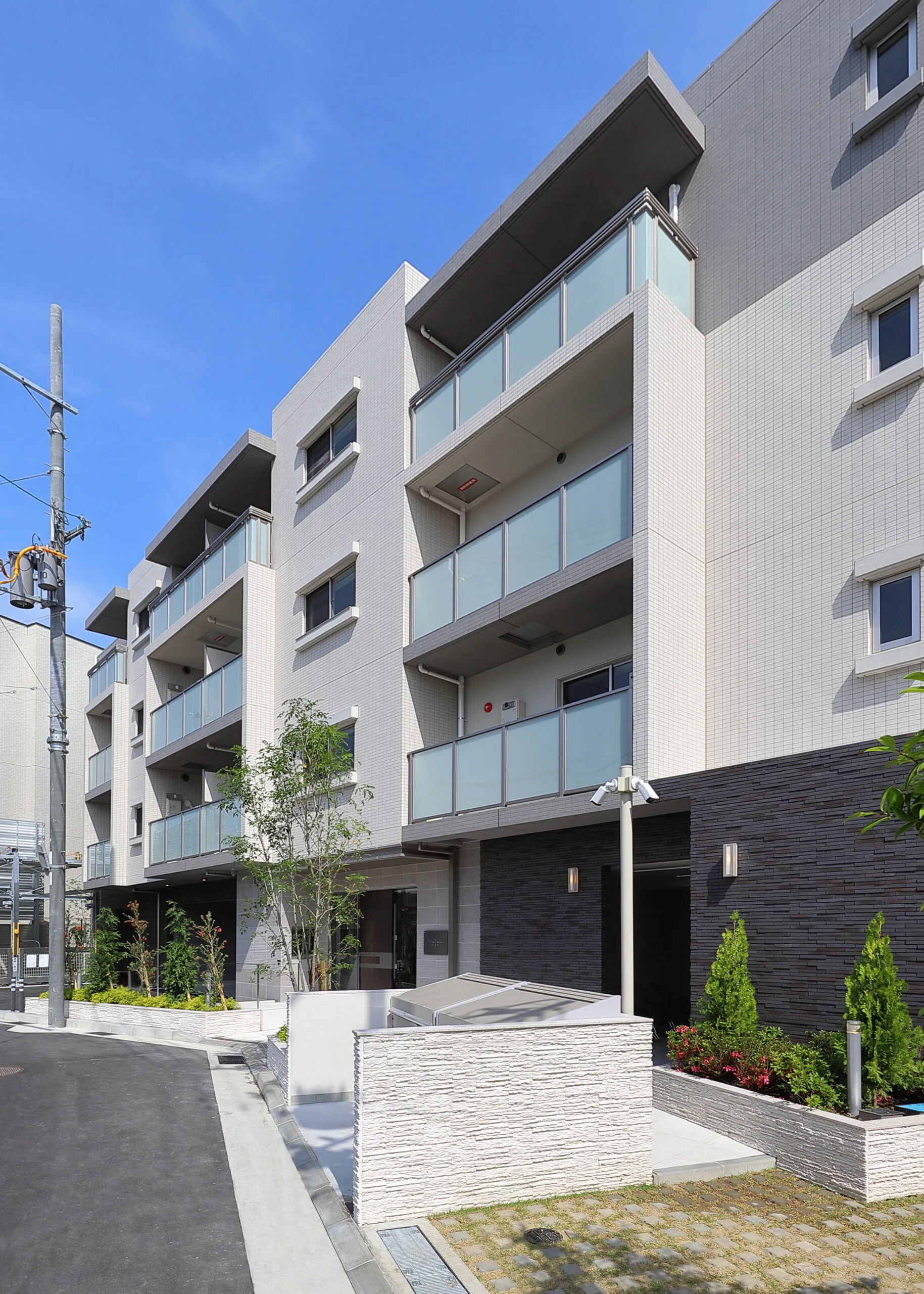 スプランディッド甲子園：外観