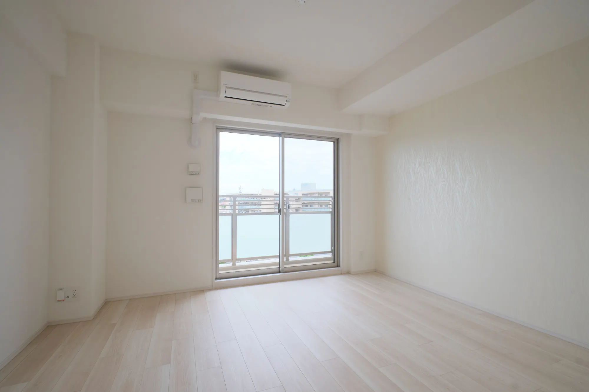 スプランディッド甲子園：Dタイプ：洋室