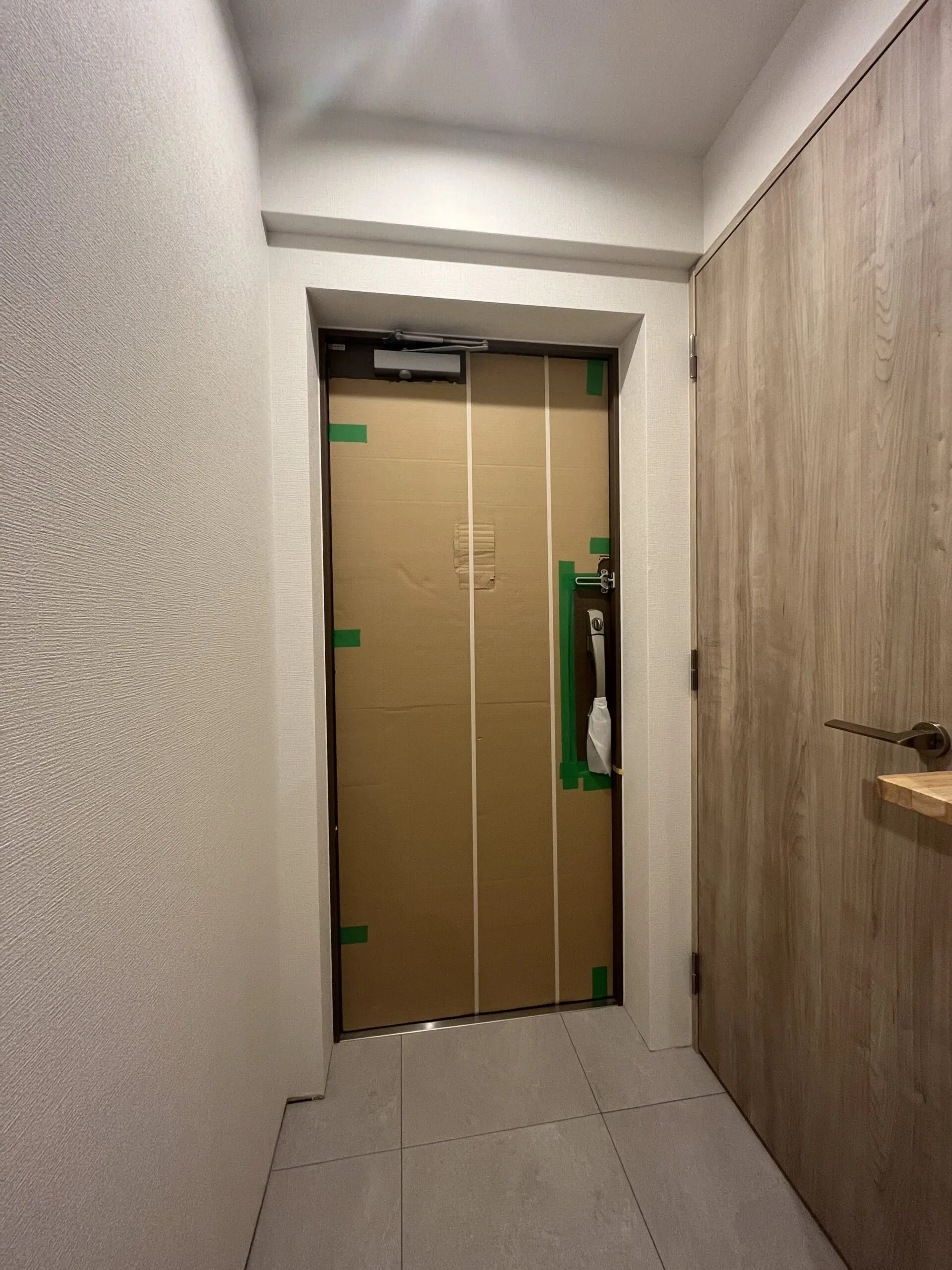 スプランディッド中百舌鳥：Aタイプ：玄関