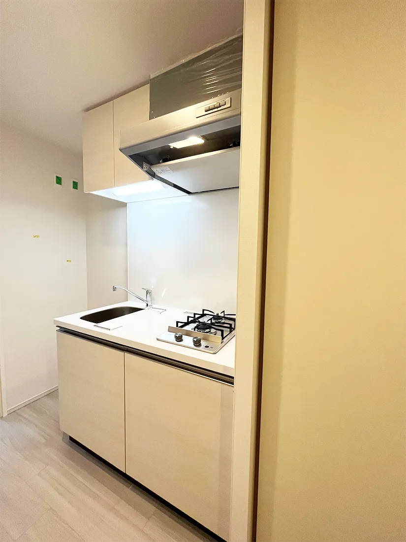 スプランディッド十三本町：213号室(１K)