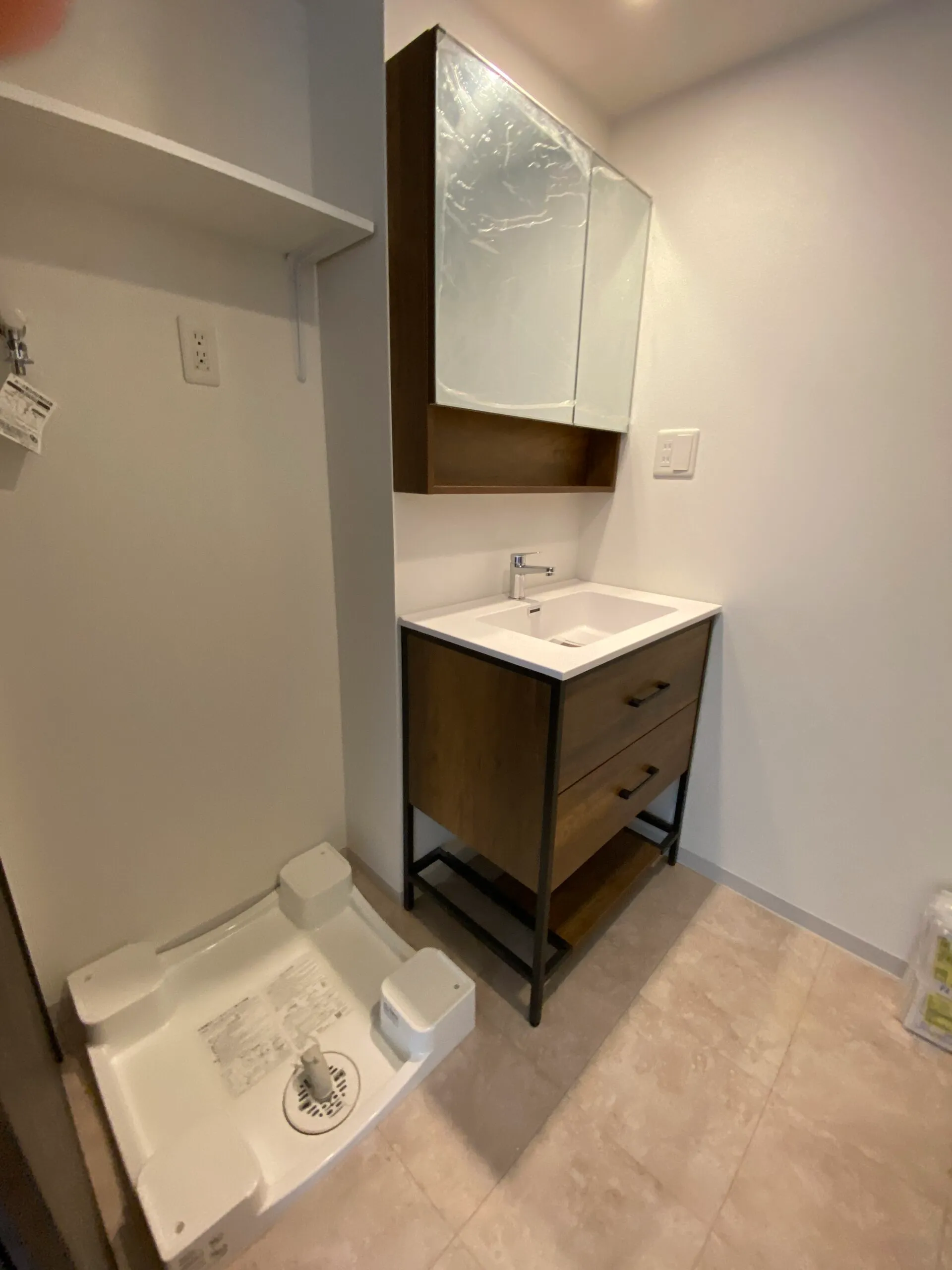 DOUBLE NINE RESIDENCE TENNOJIMINAMI：1001洗面所・ランドリー