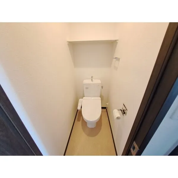 グランカーサ新大阪SOUTH：トイレ