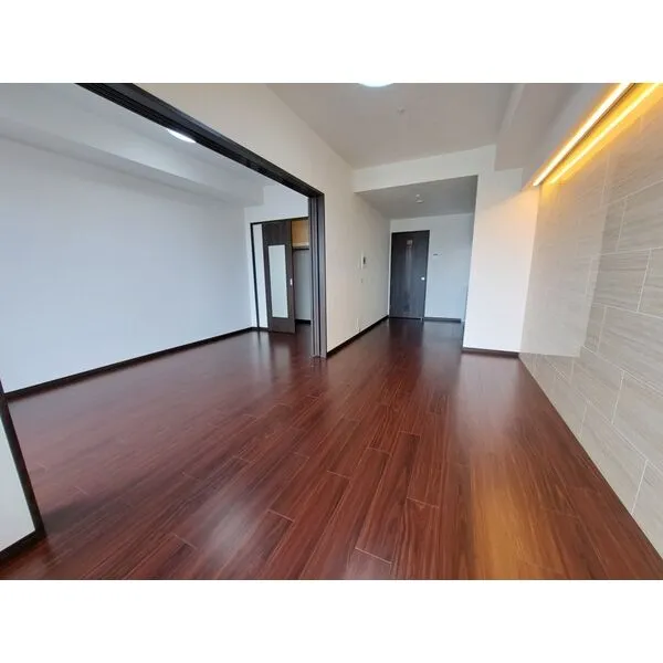 グランカーサ新大阪SOUTH：内装