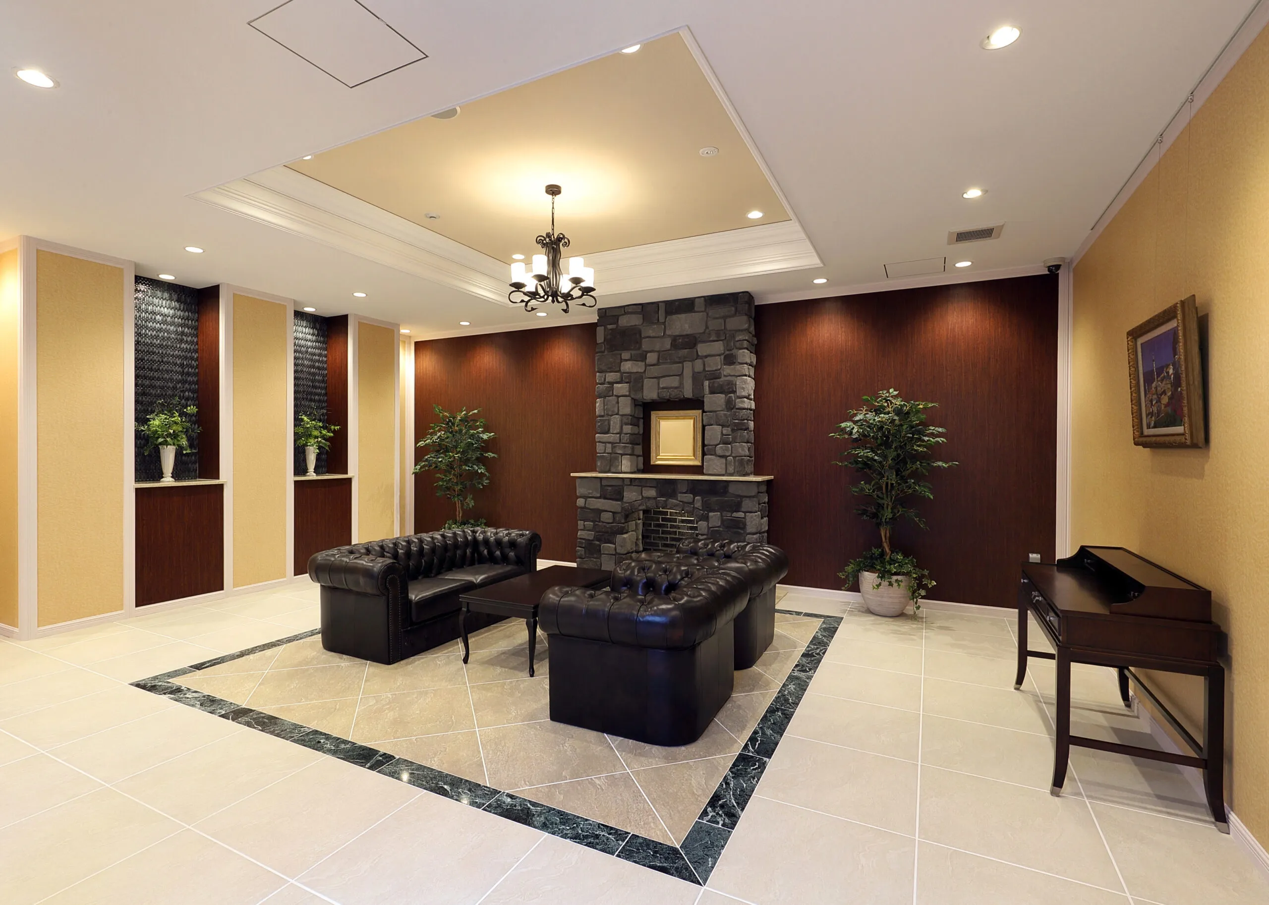 スプランディッド新大阪キャトル：エントランスホール