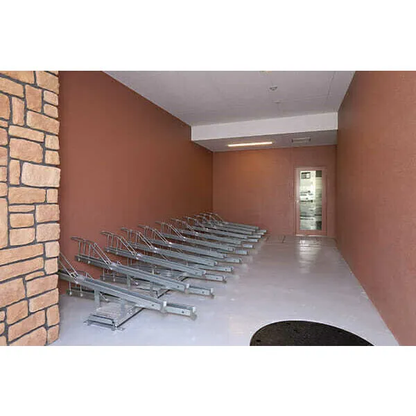 グランカーサ新大阪SOUTH：駐輪場