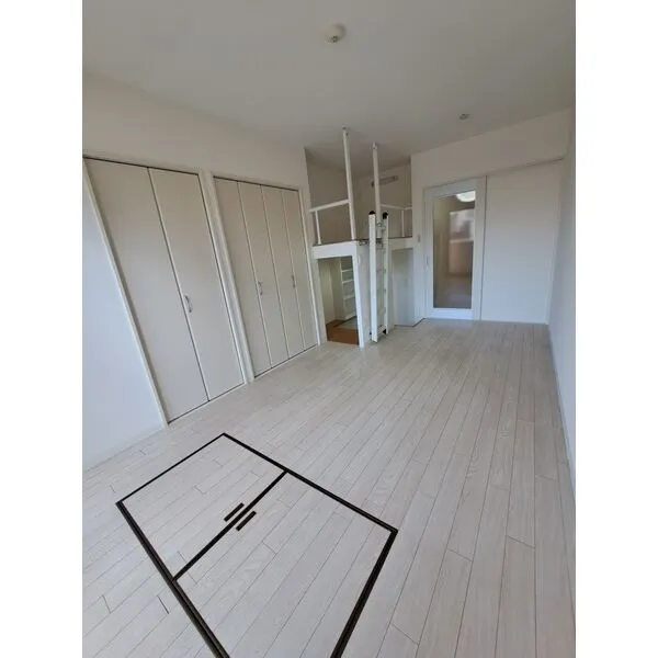 ARROW FIELDS貮番館：洋室