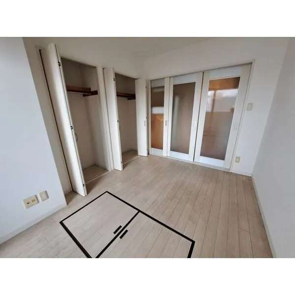 ARROW FIELDS貮番館：洋室