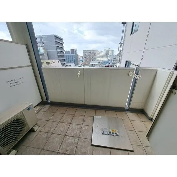 ARROW FIELDS貮番館：バルコニー