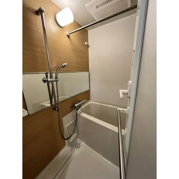 スプランディッド新大阪DUE：バスルーム