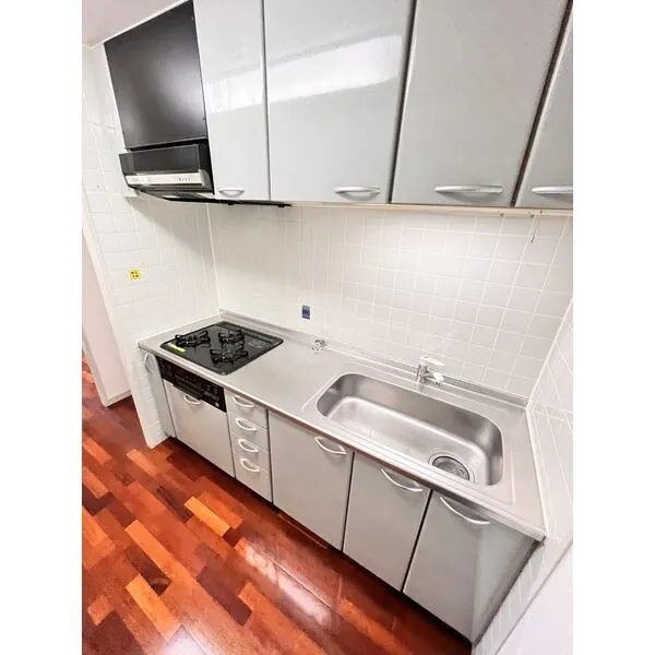 パインフィールド吉祥院：キッチン