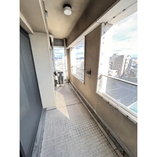 パインフィールド吉祥院：バルコニー