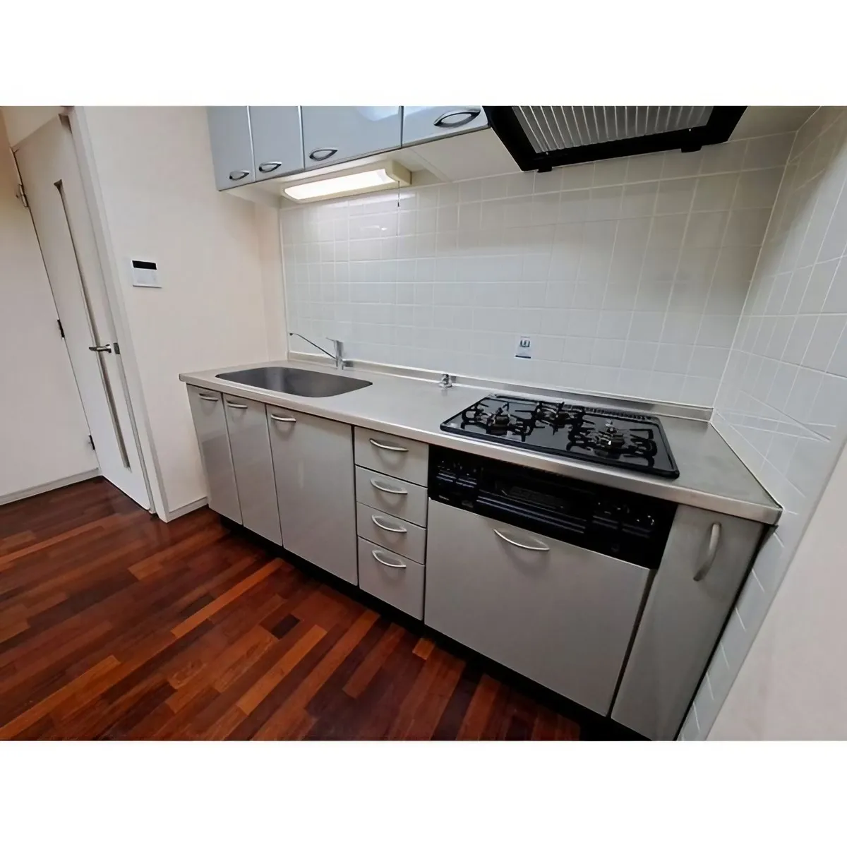 パインフィールド吉祥院：キッチン