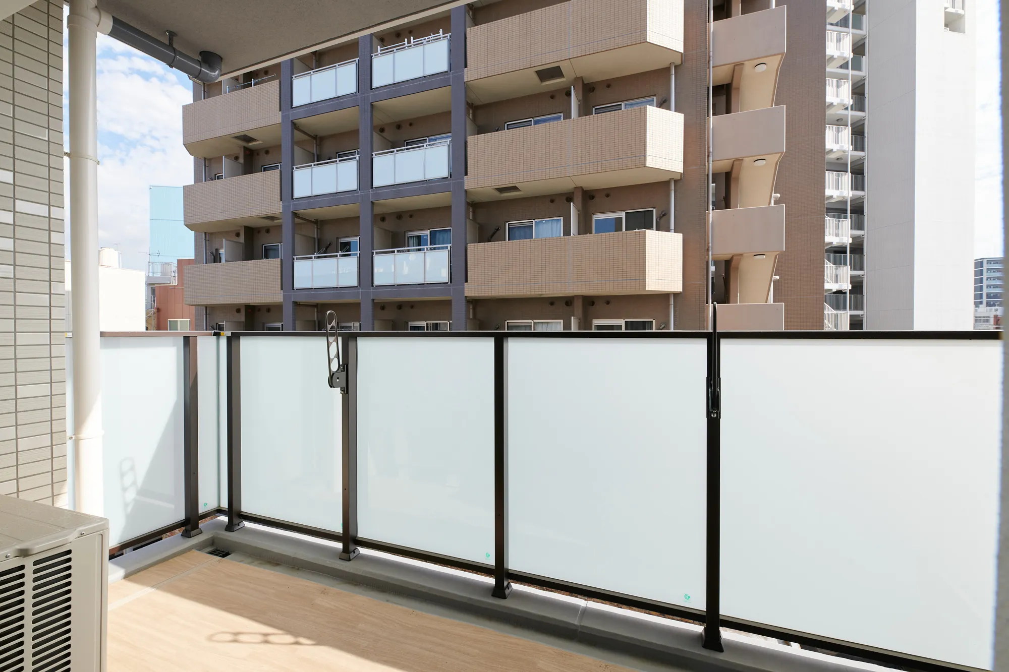 LA GRACE FUKUSHIMAⅡ：1号室タイプバルコニー