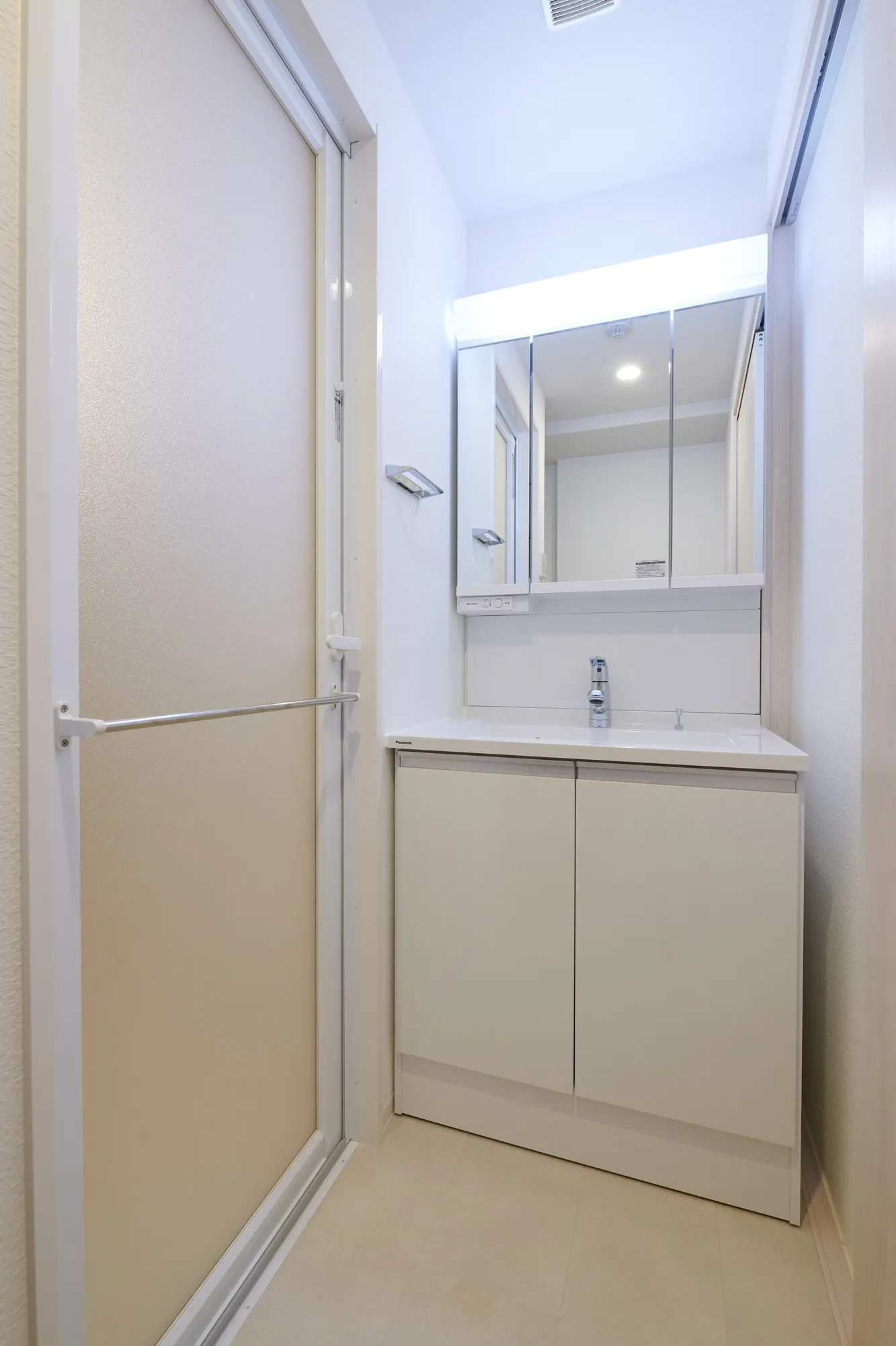 LA GRACE FUKUSHIMAⅡ：1号室タイプ洗面所