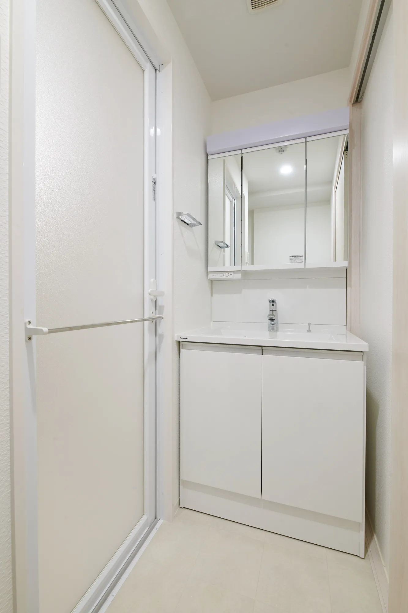 LA GRACE FUKUSHIMAⅡ：1号室タイプ洗面所