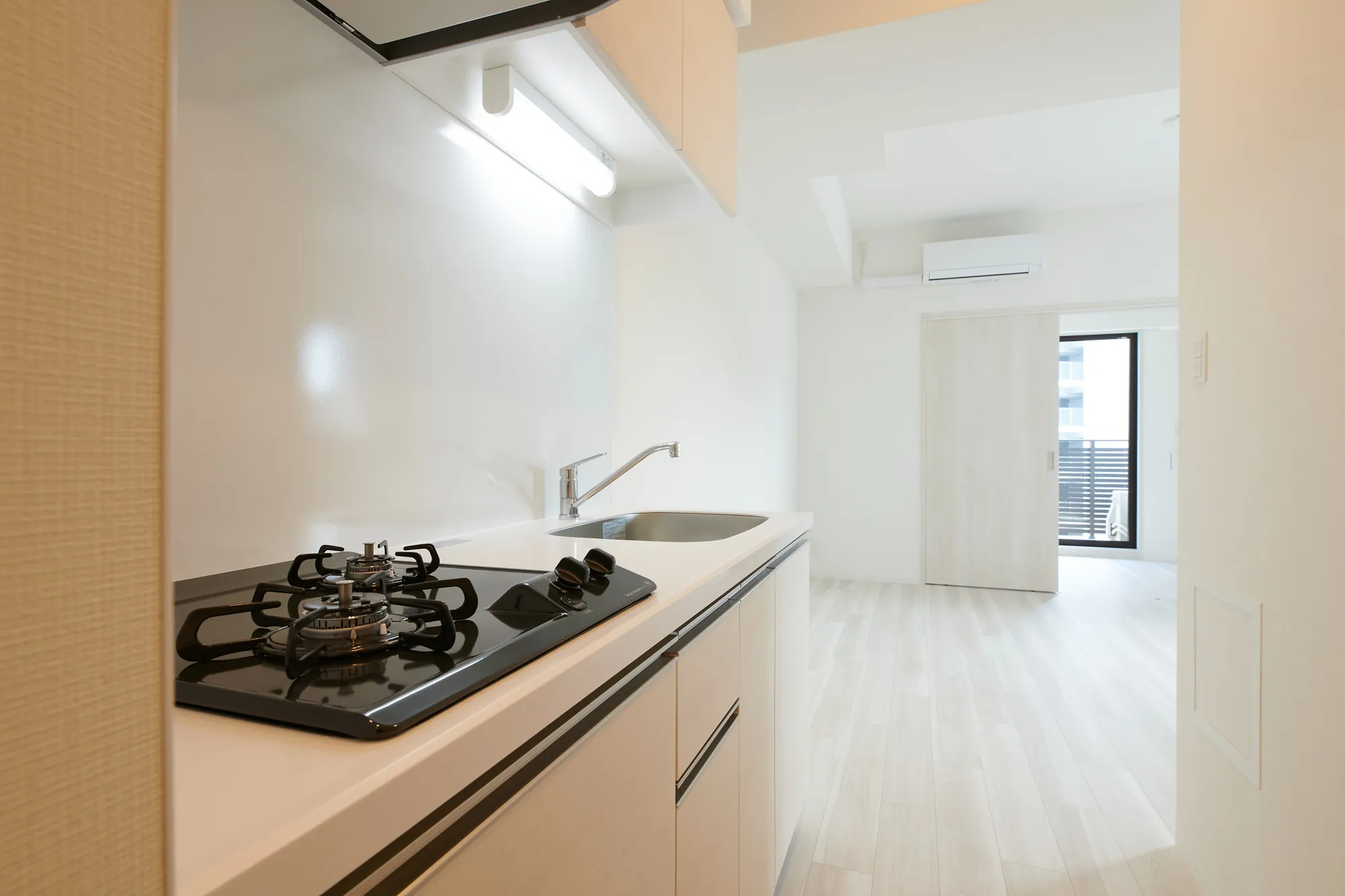 LA GRACE FUKUSHIMAⅡ：2号室タイプキッチン