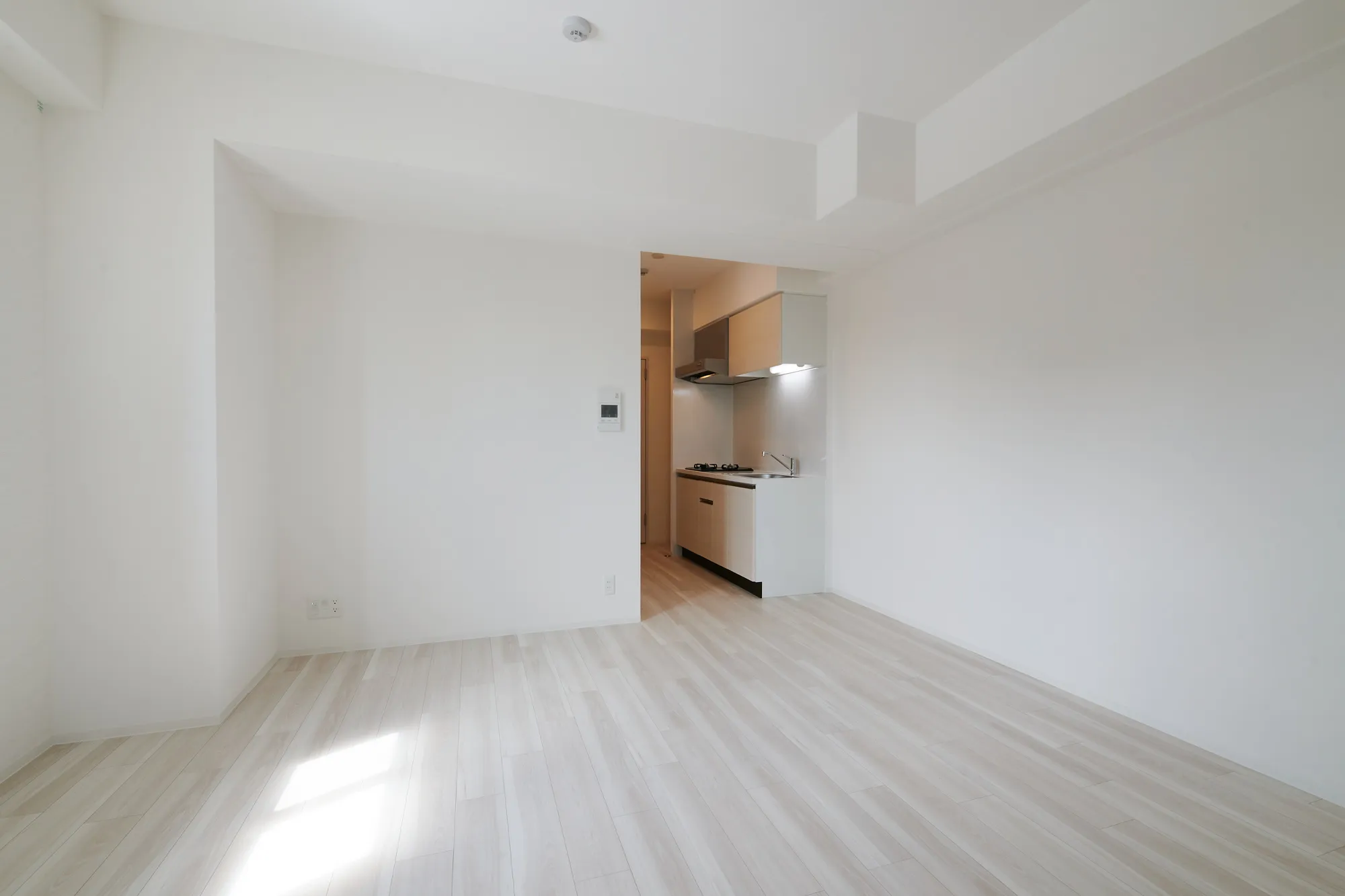 LA GRACE FUKUSHIMAⅡ：2号室タイプリビング・ダイニング