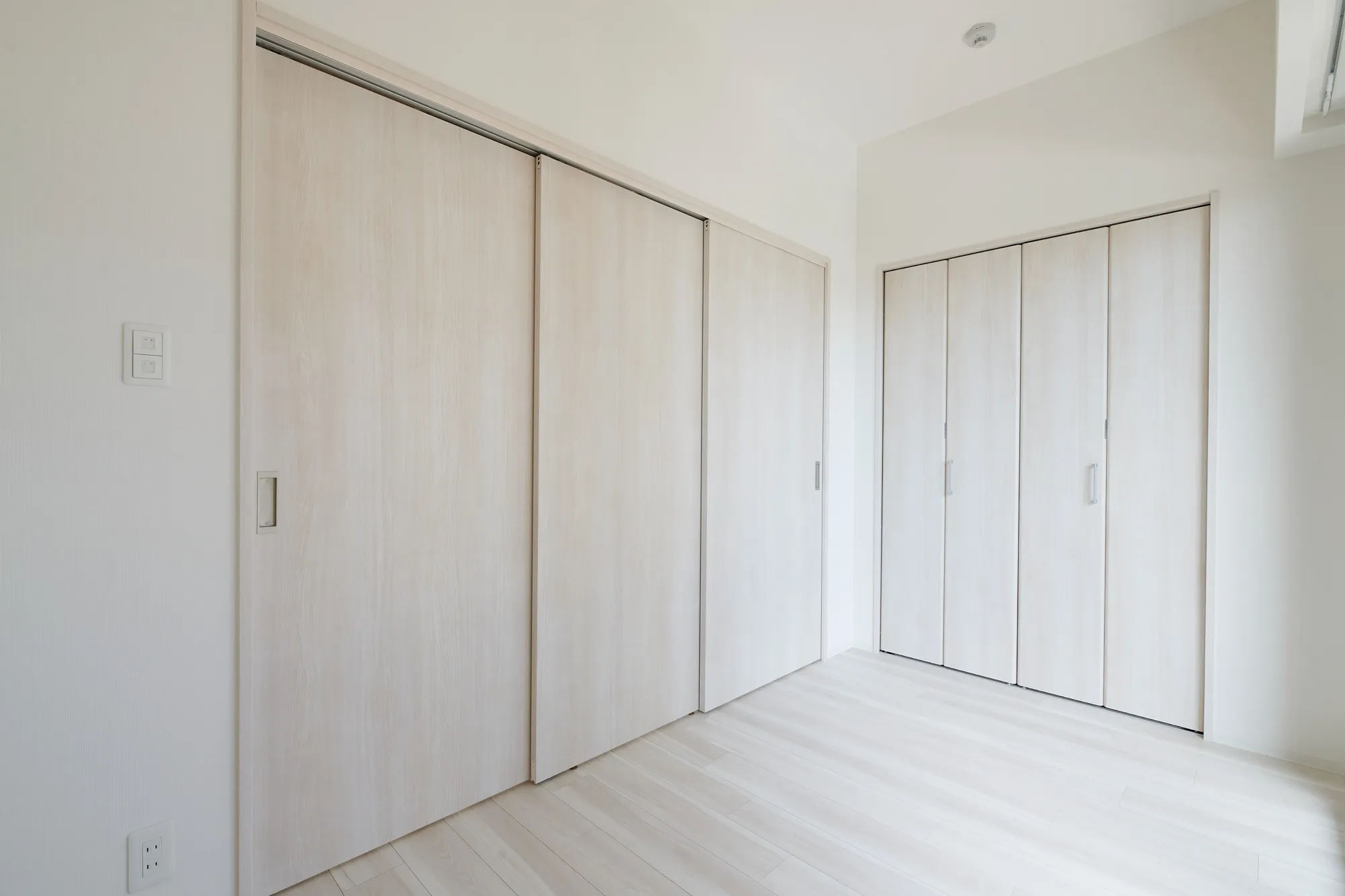 LA GRACE FUKUSHIMAⅡ：2号室タイプ洋室