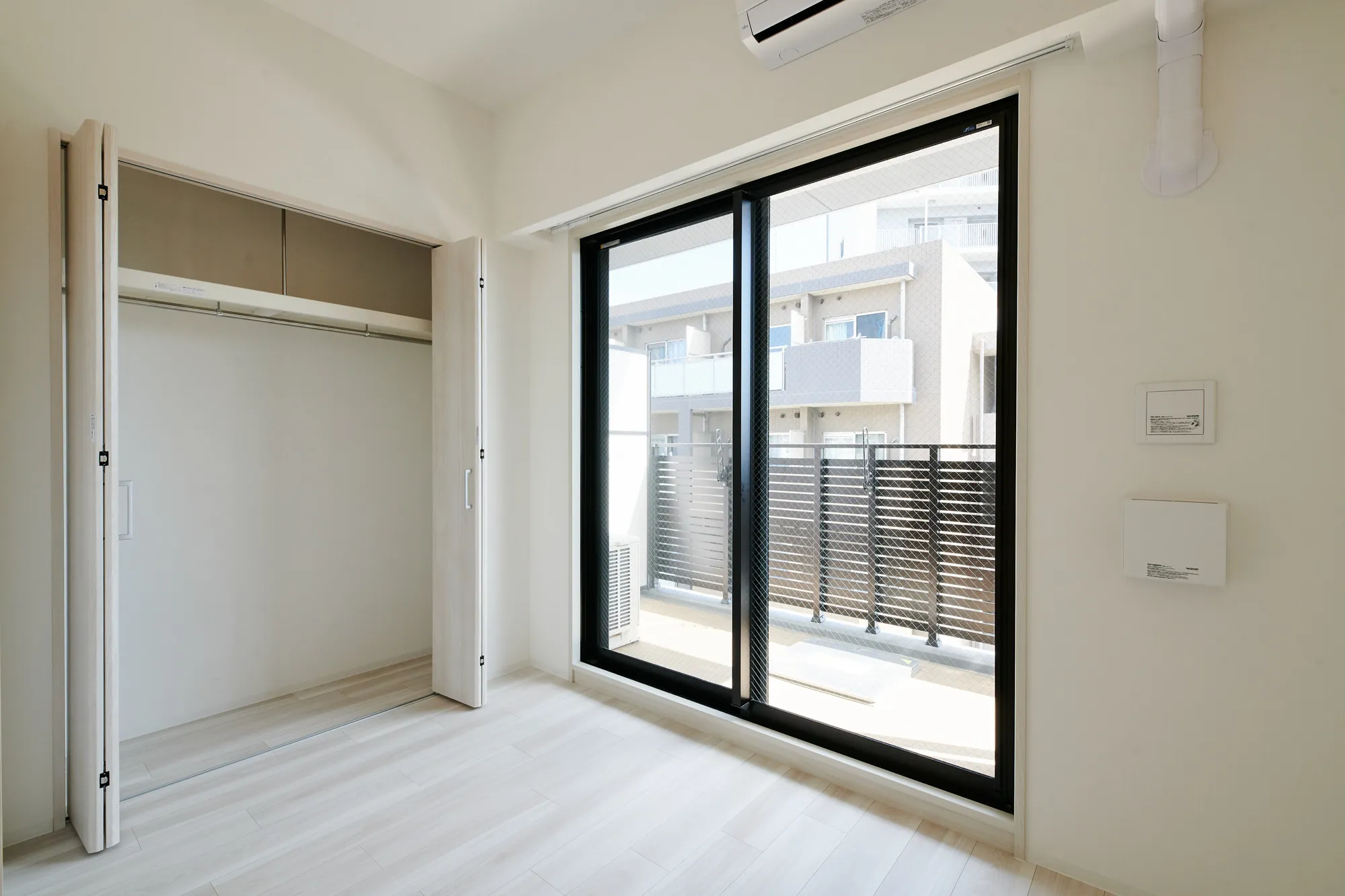 LA GRACE FUKUSHIMAⅡ：2号室タイプ洋室