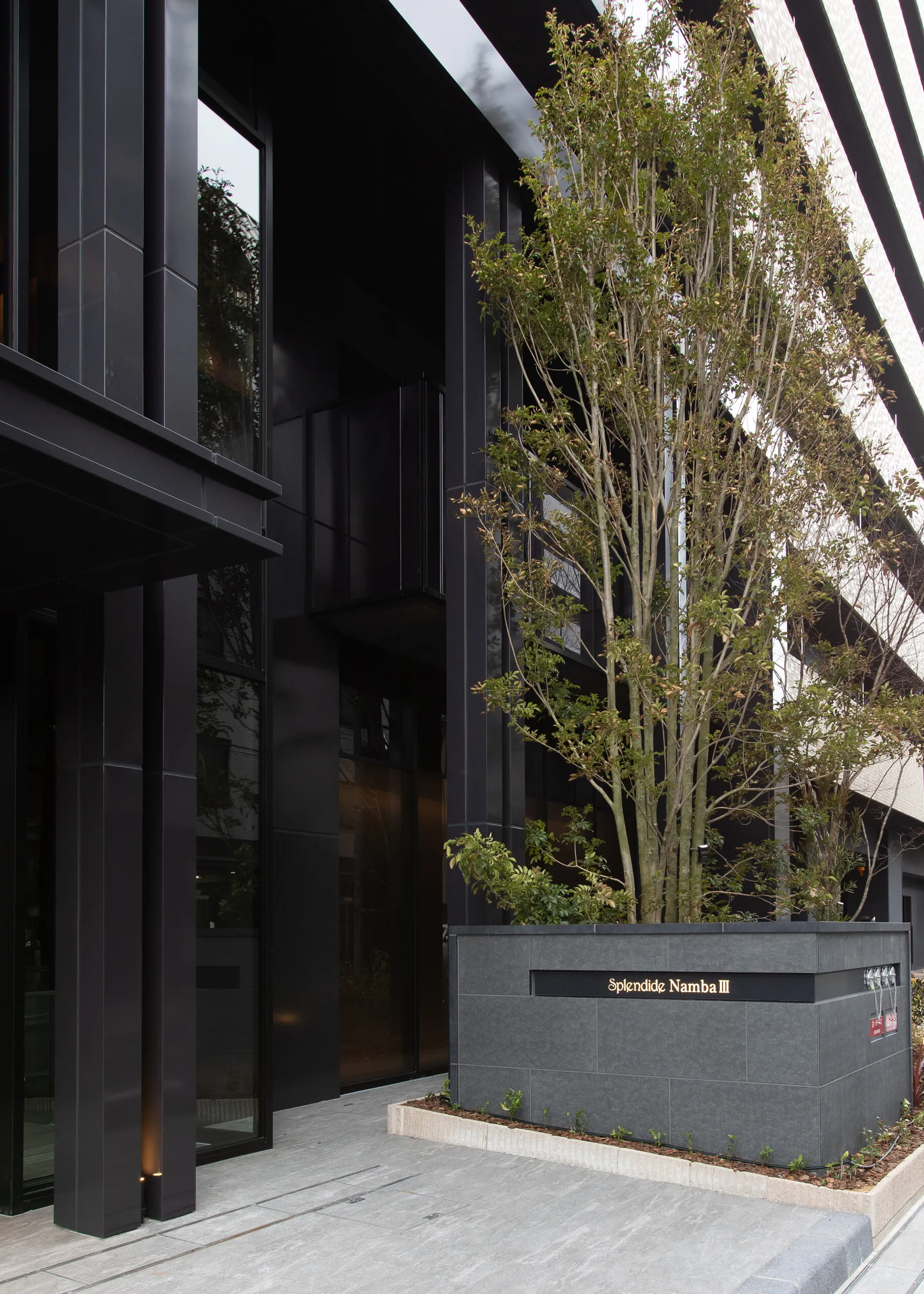 Splendide NAMBAIII：外観