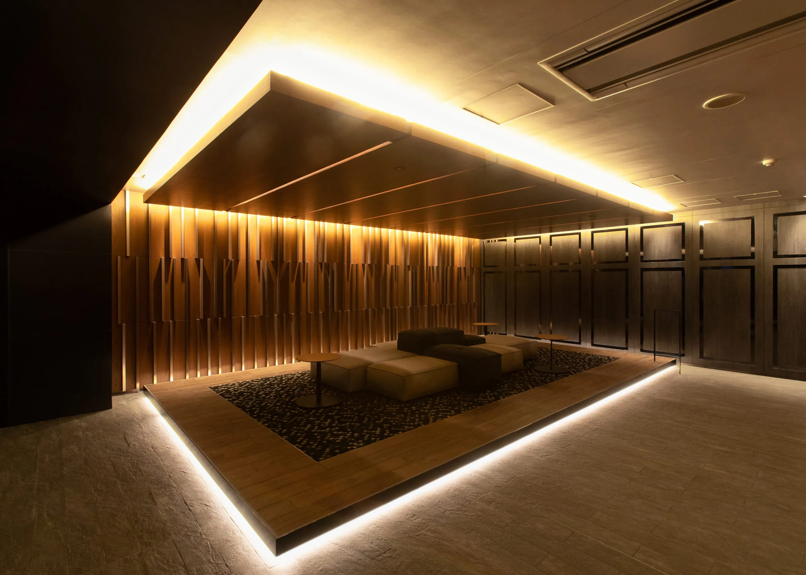 Splendide NAMBAIII：エントランス