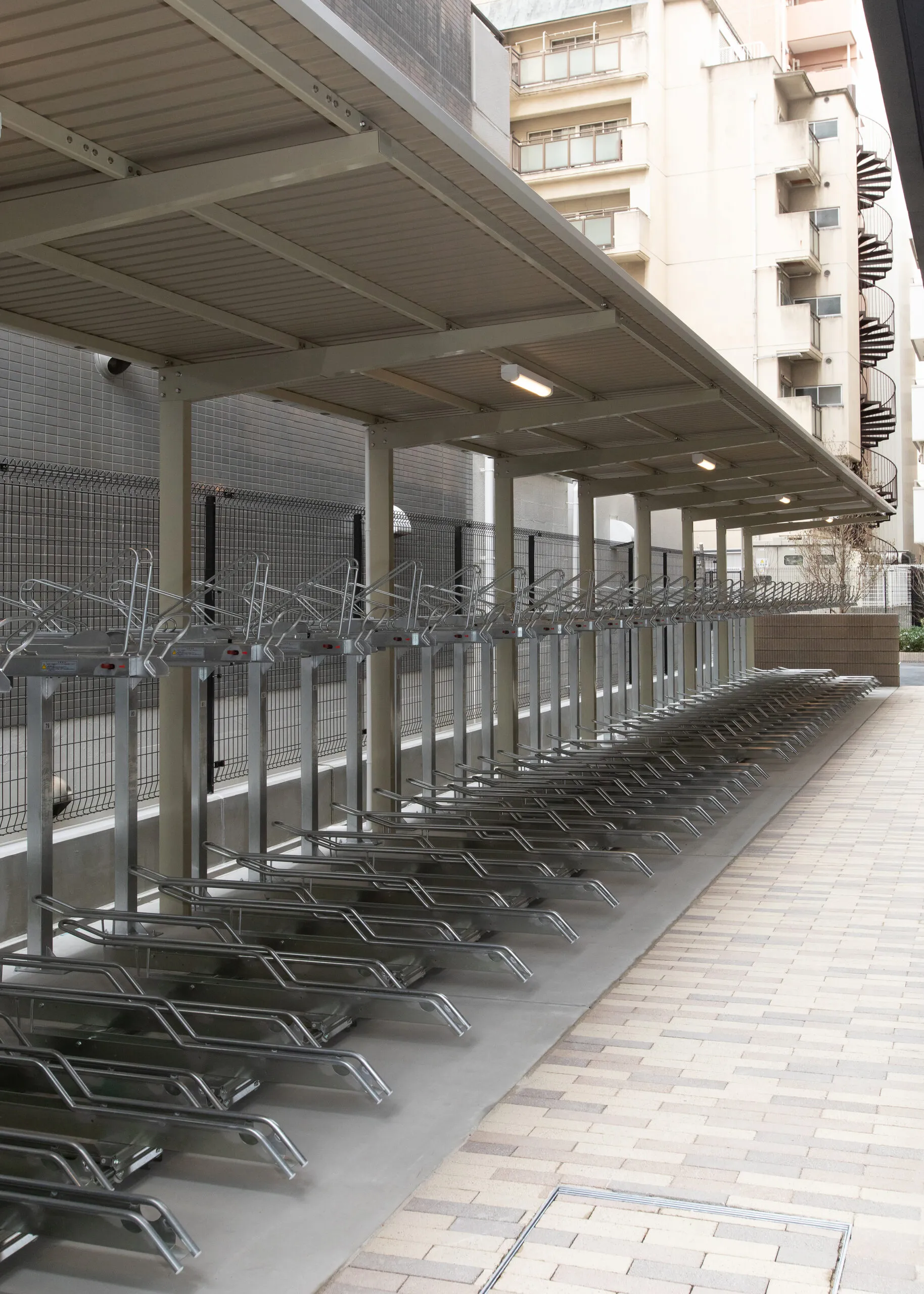 Splendide NAMBAIII：駐輪場