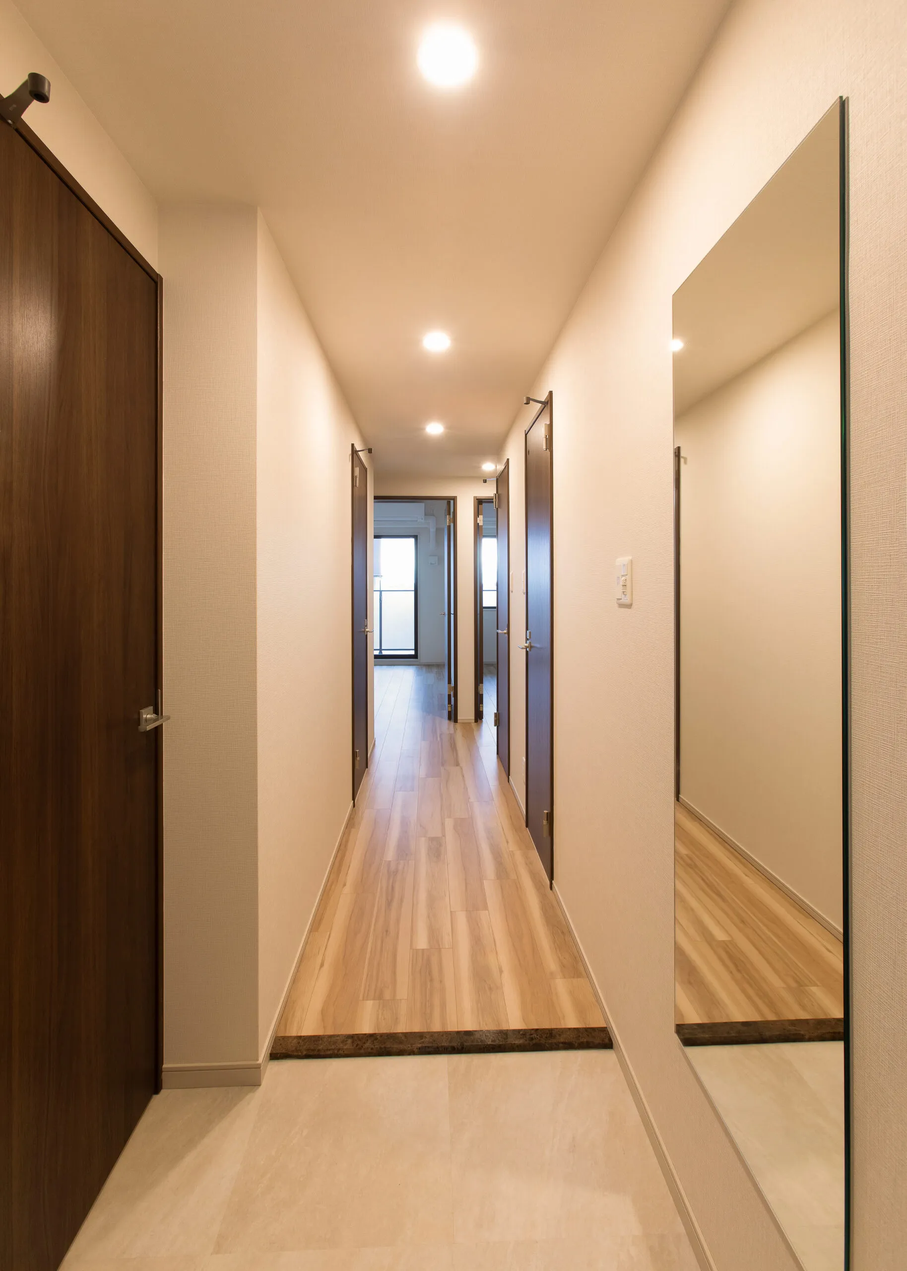 Splendide NAMBAIII：Mタイプ：廊下