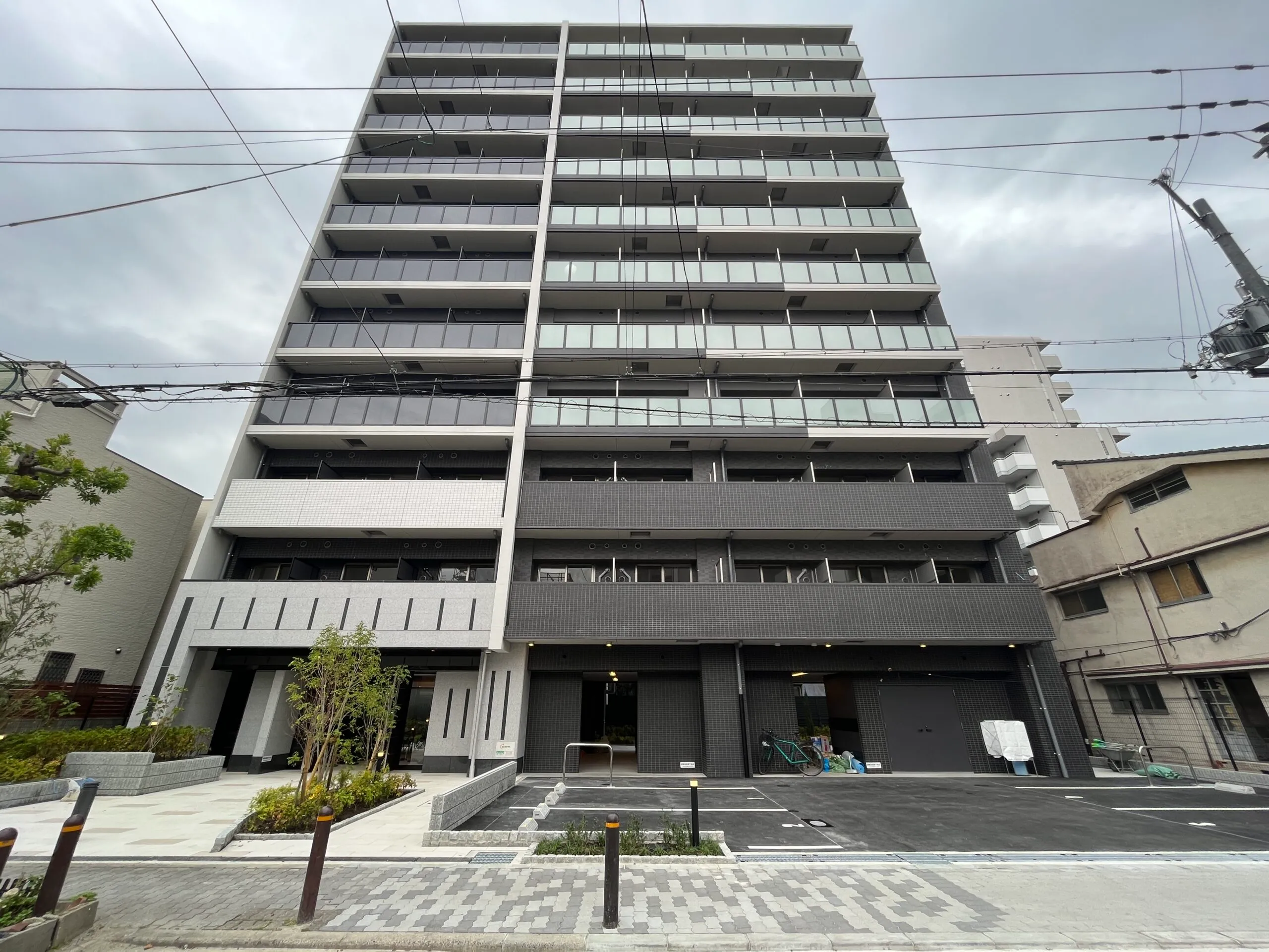 スプランディッド新大阪WEST：外観