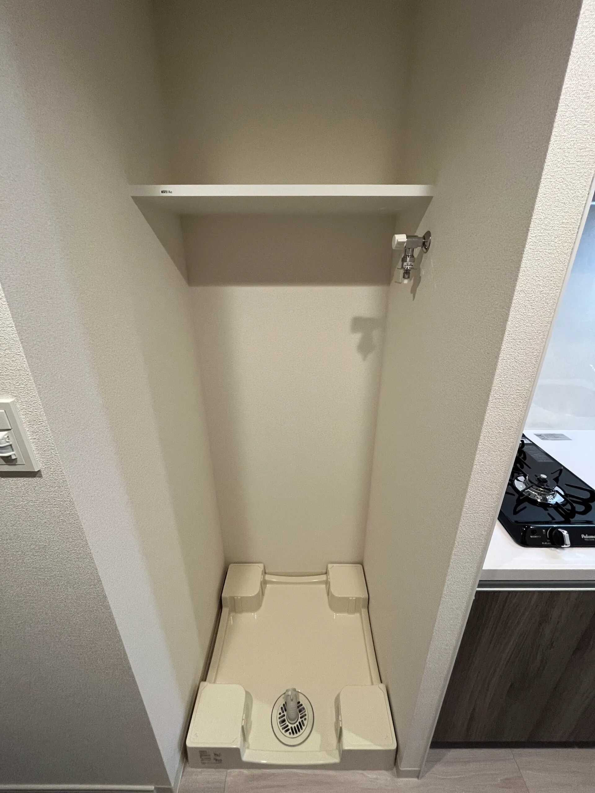 スプランディッド新大阪WEST：Aタイプ：ランドリー