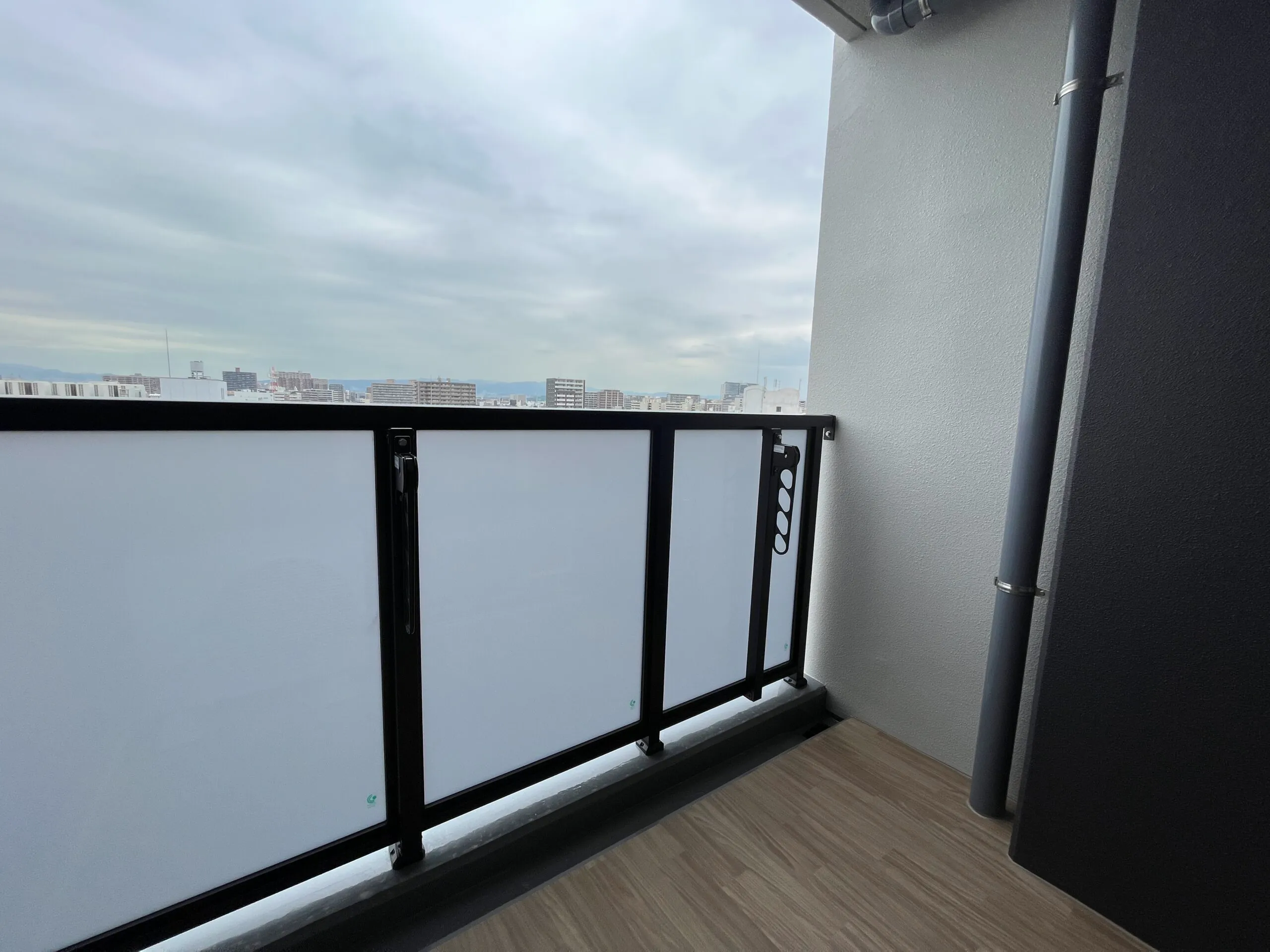 スプランディッド新大阪WEST：Aタイプ：バルコニー