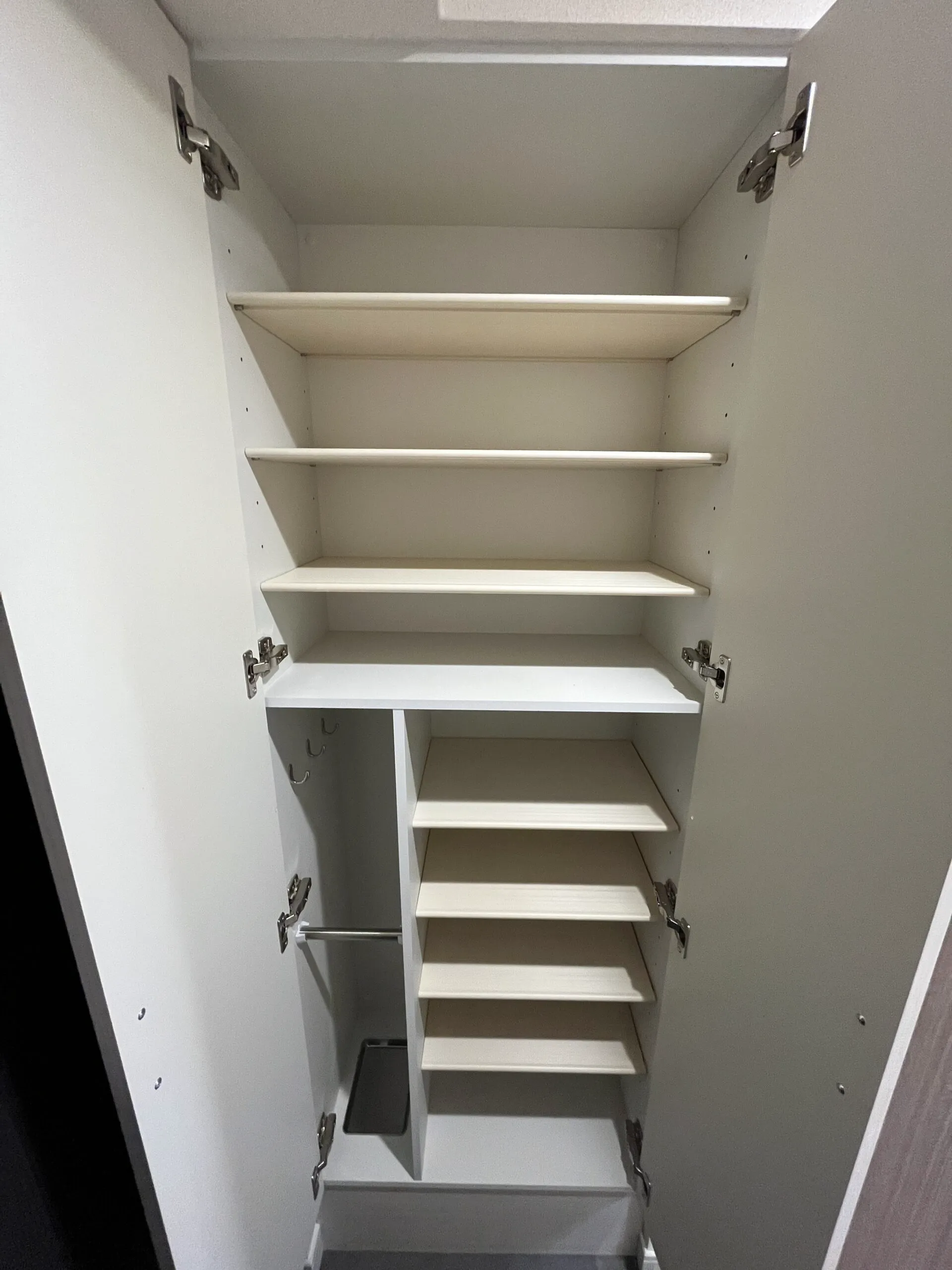 スプランディッド新大阪WEST：Bタイプ：収納