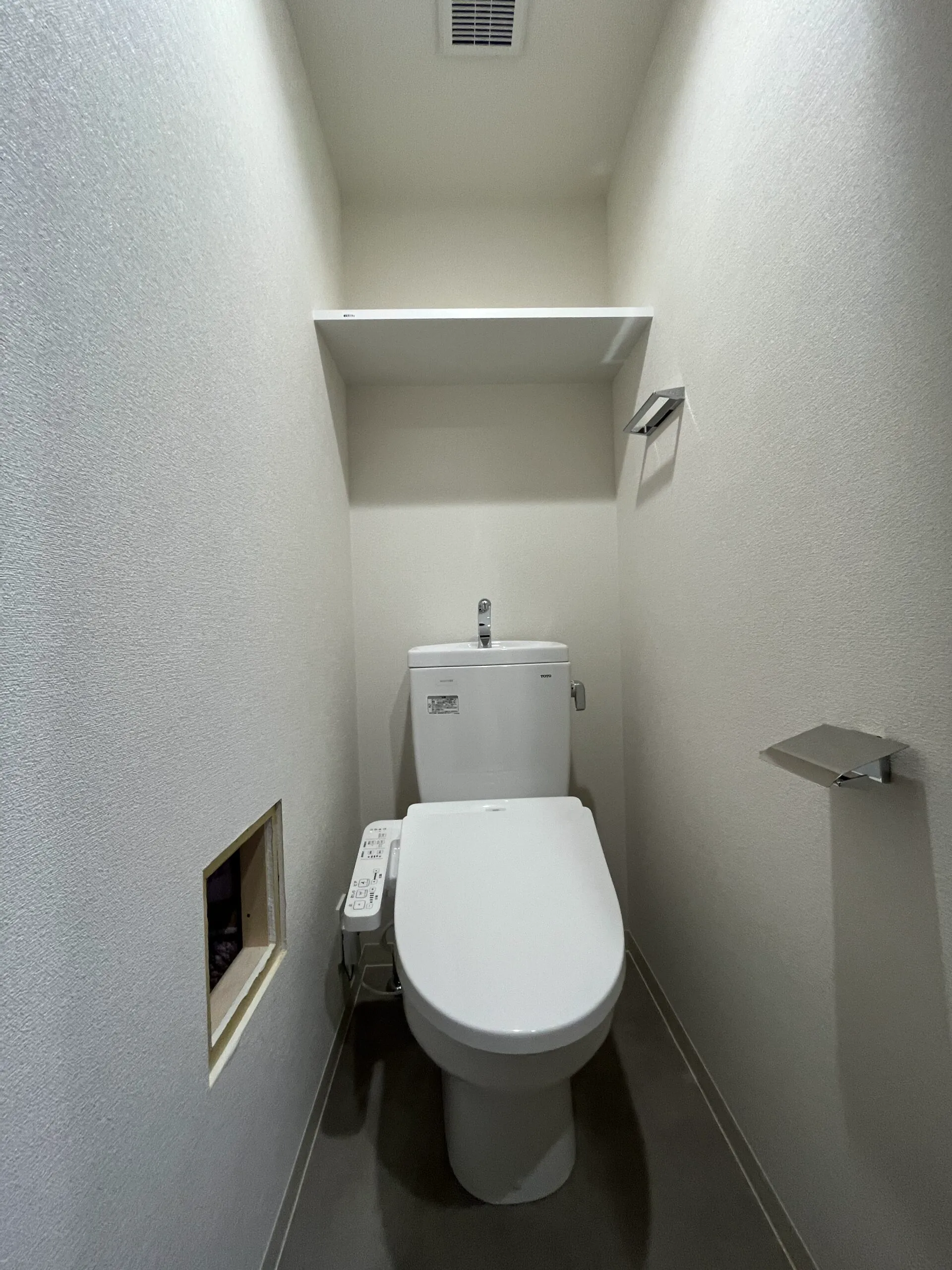 スプランディッド新大阪WEST：Bタイプ：トイレ