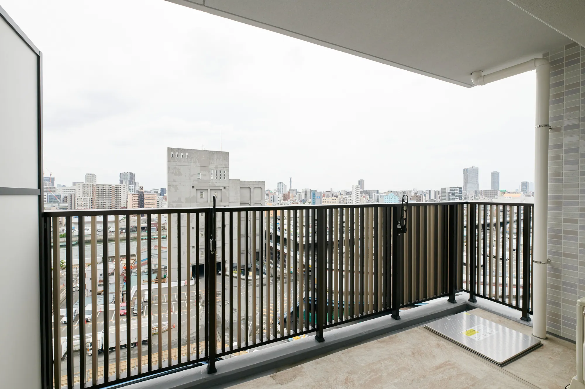 スプランディッド中之島DUE：Aタイプ：バルコニー