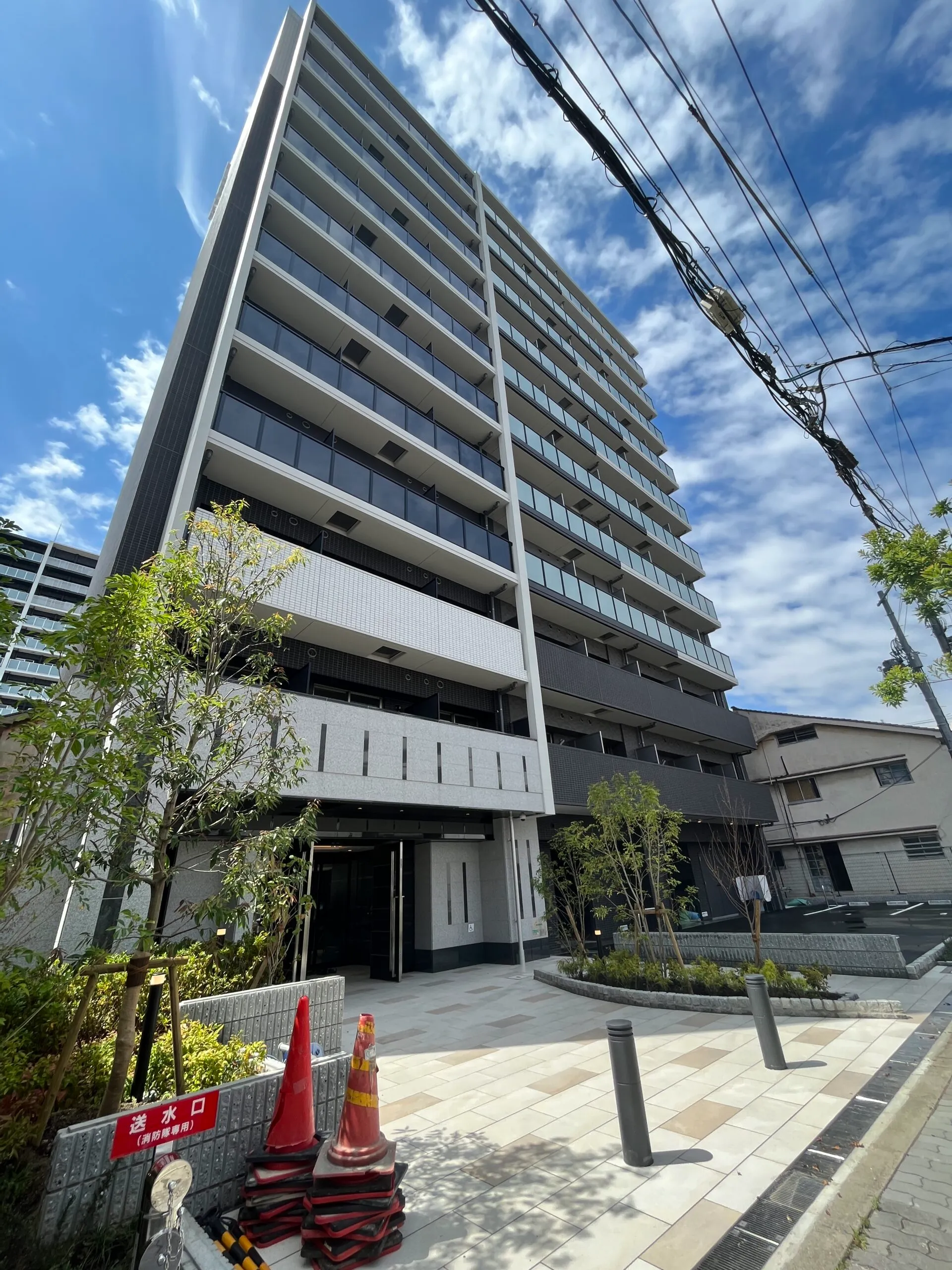 スプランディッド新大阪WEST：外観