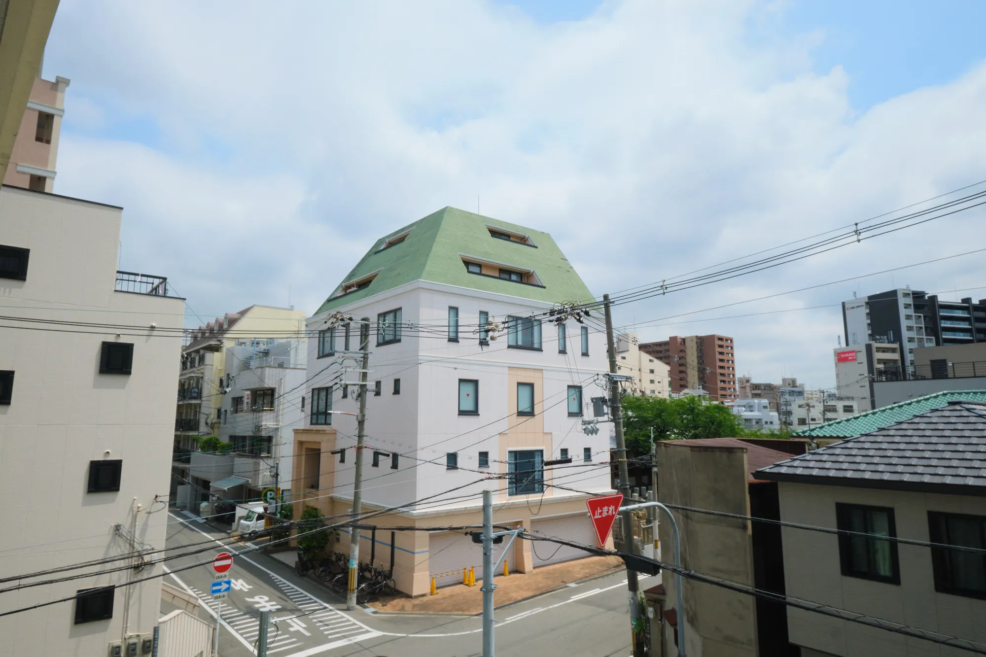 FRONT FIELD Tennoji：402眺望