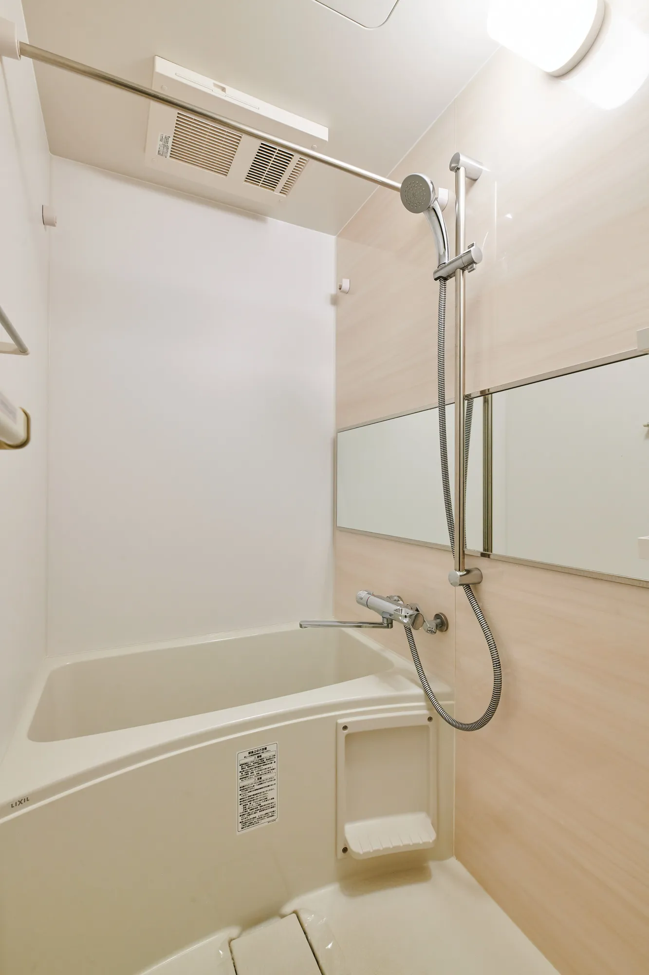 FRONT FIELD Tennoji：402バスルーム