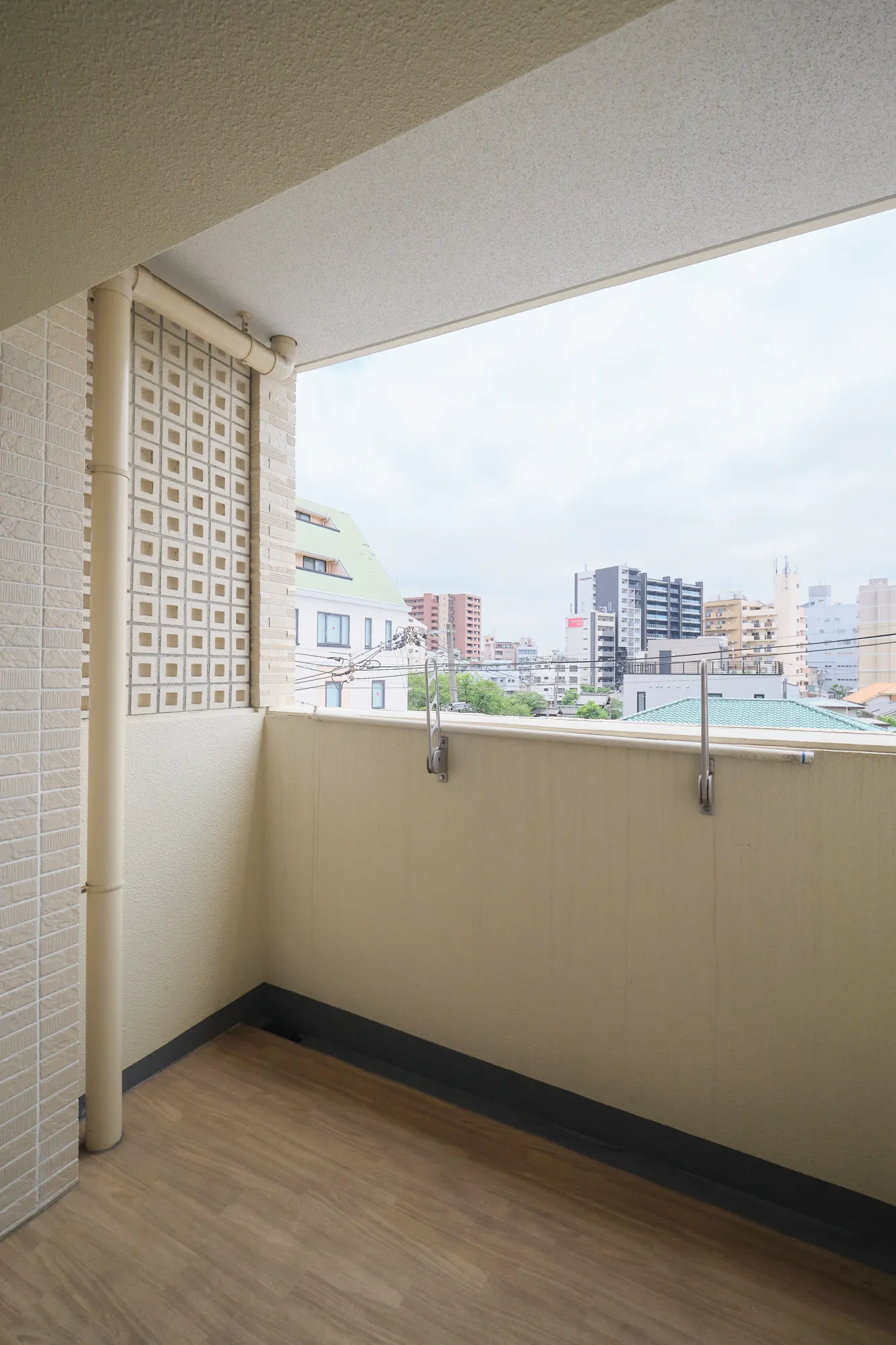 FRONT FIELD Tennoji：501バルコニー