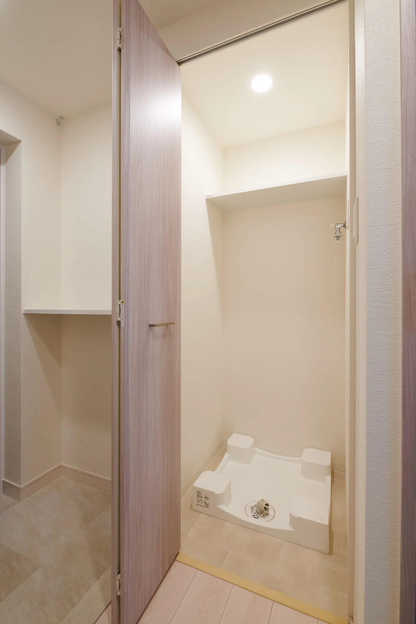 スプランディッド堀江：ランドリー