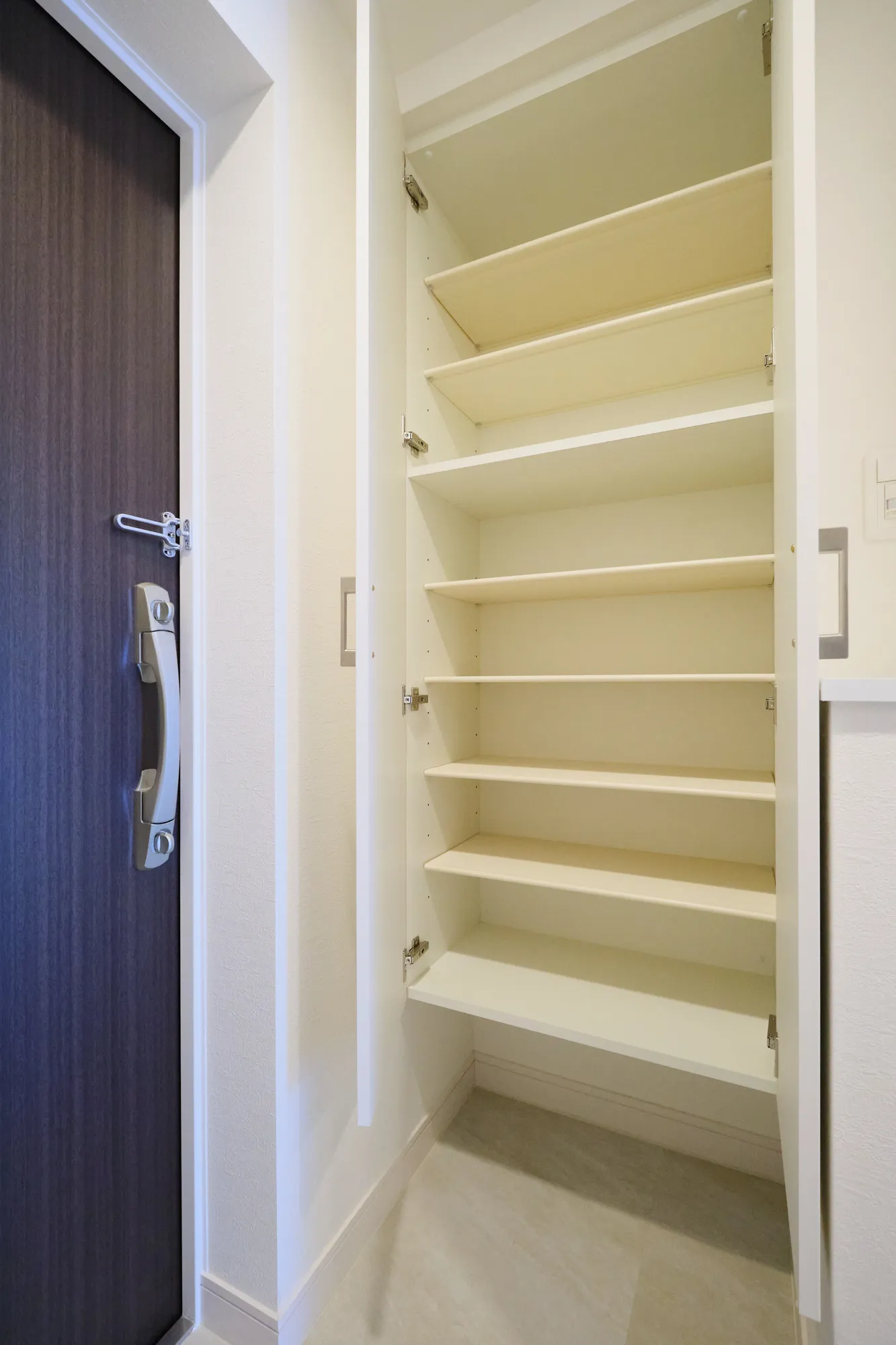 スプランディッド堀江：シューズクローゼット