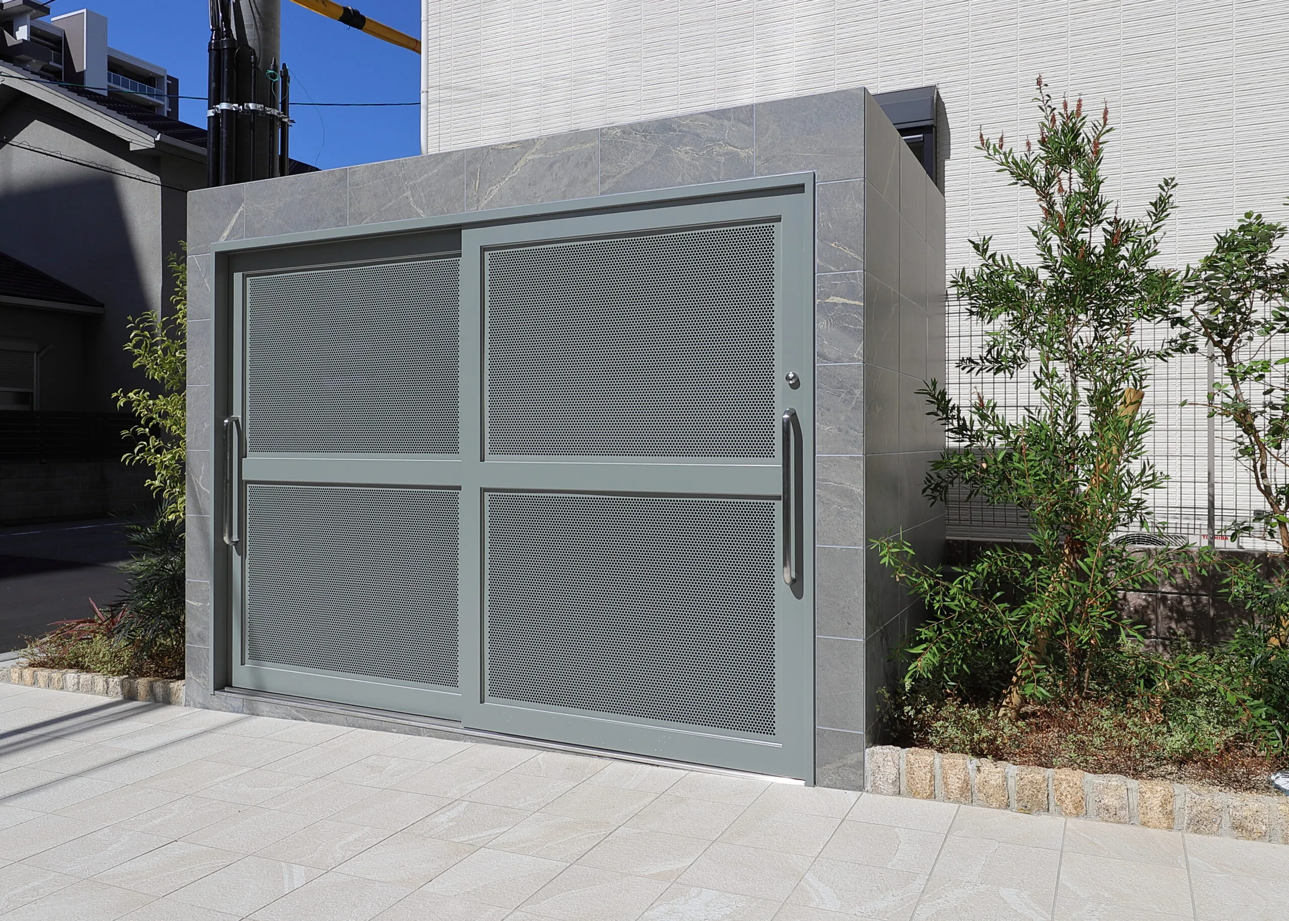 スプランディッド天王寺Ⅲ：ゴミ捨て場