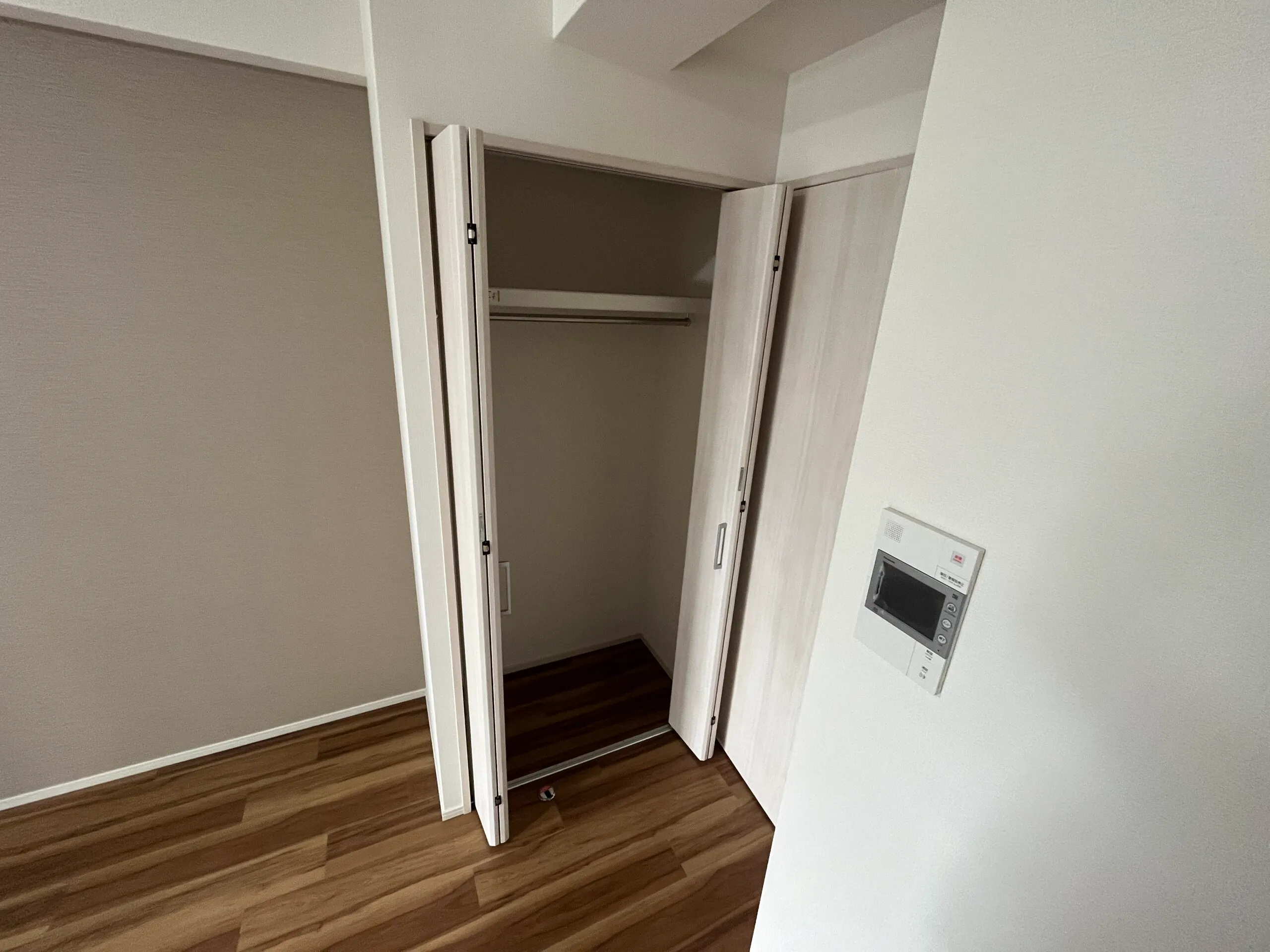 スプランディッド天王寺Ⅲ：Bタイプ：クローゼット