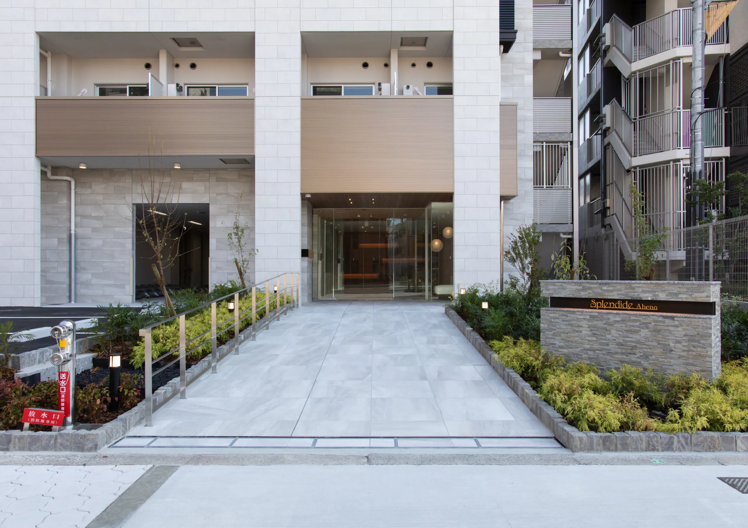 スプランディッド阿倍野：エントランス