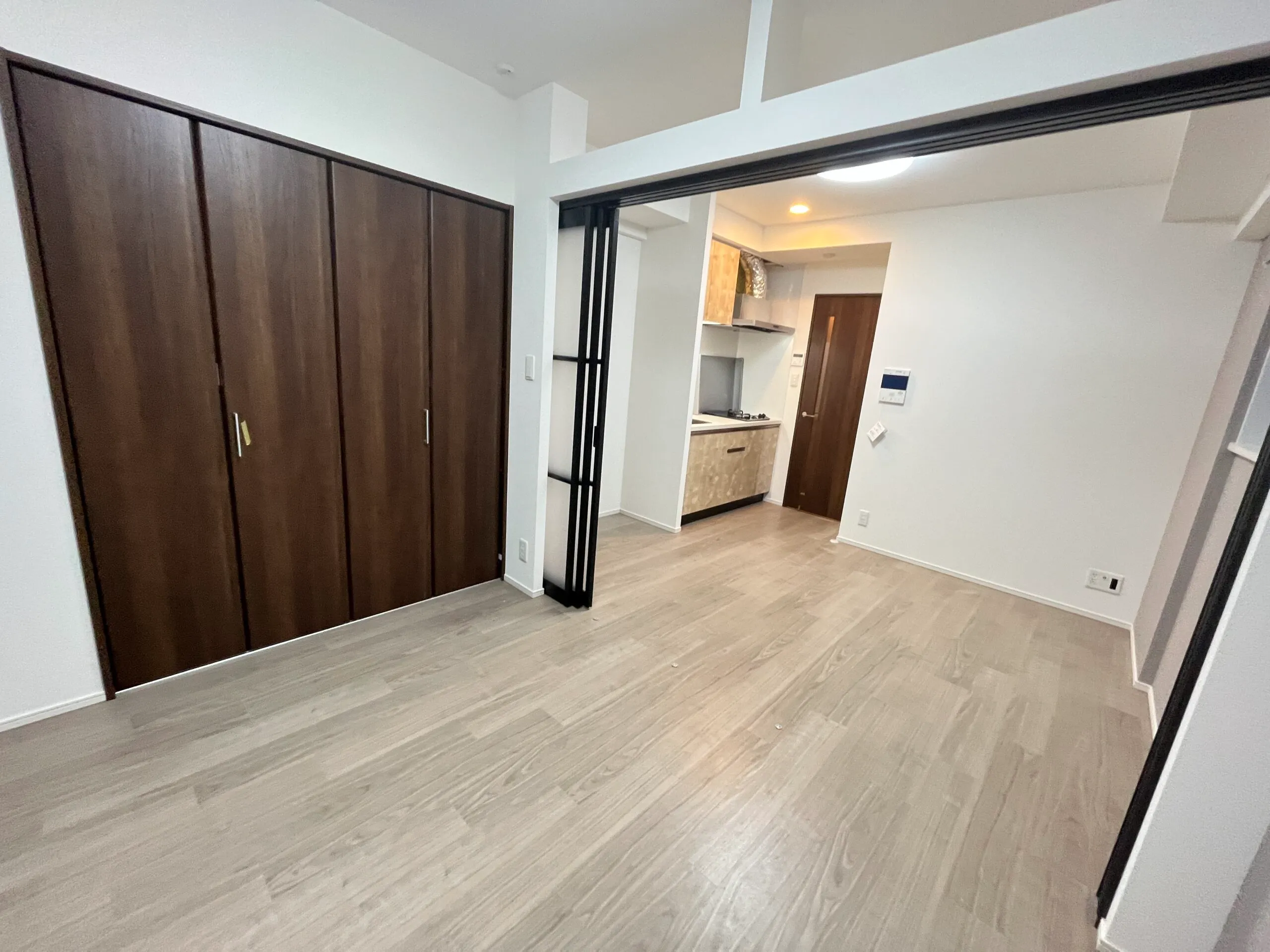 スプランディッド高井田：213：洋室・ダイニング