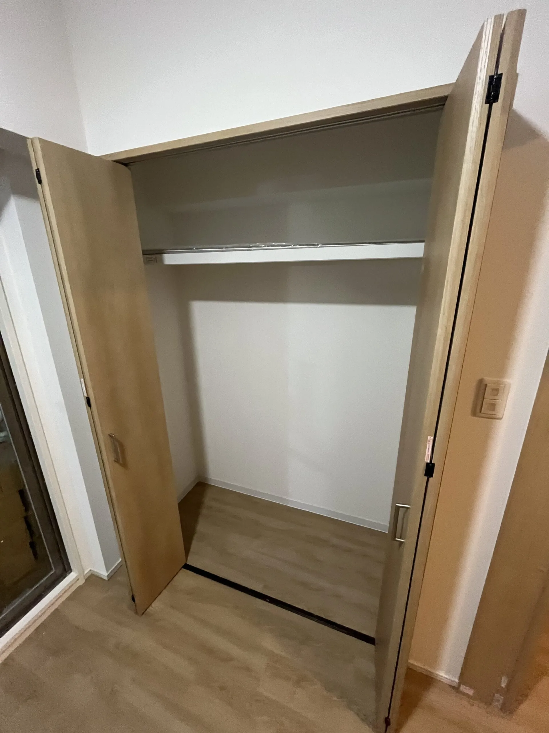 スプランディッド弁天町：B2タイプ：クローゼット