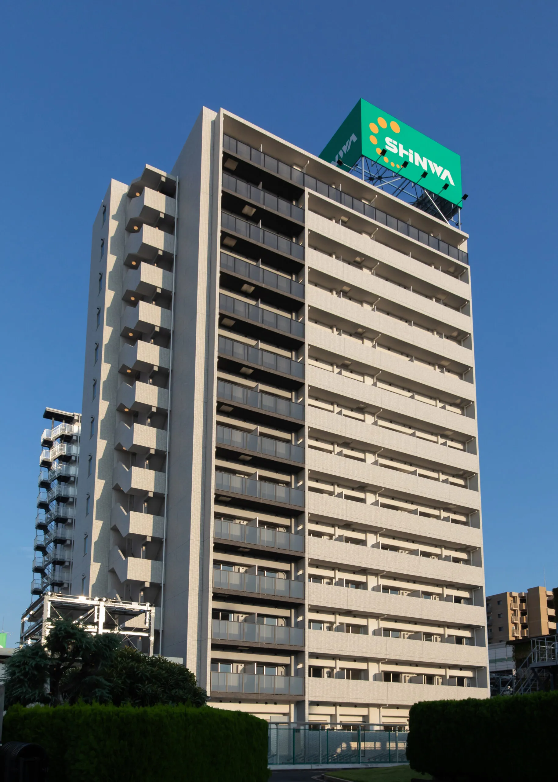 スプランディッド高井田：外観